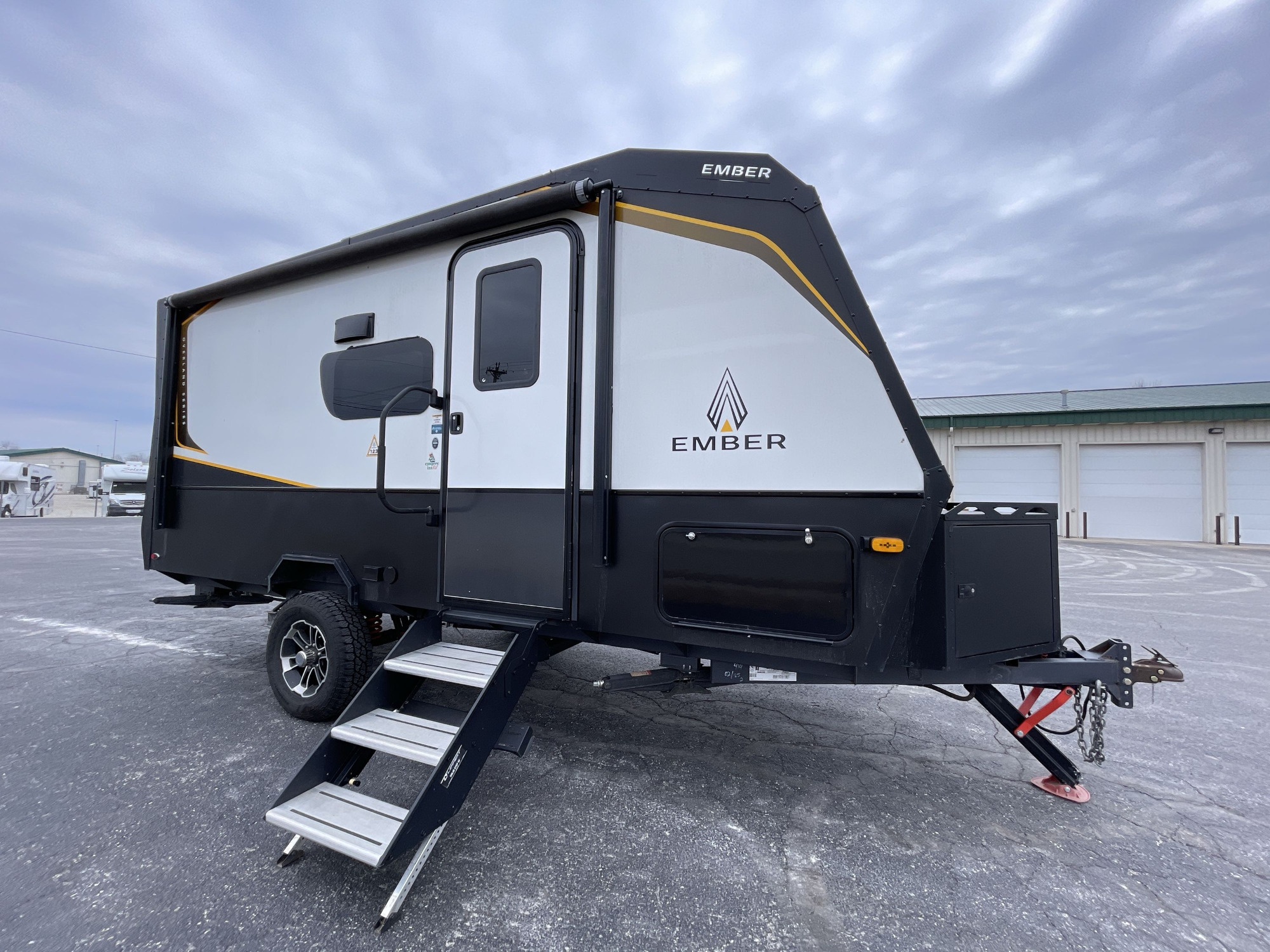 2022 Ember OVERLAND 170MBH in piqua OH