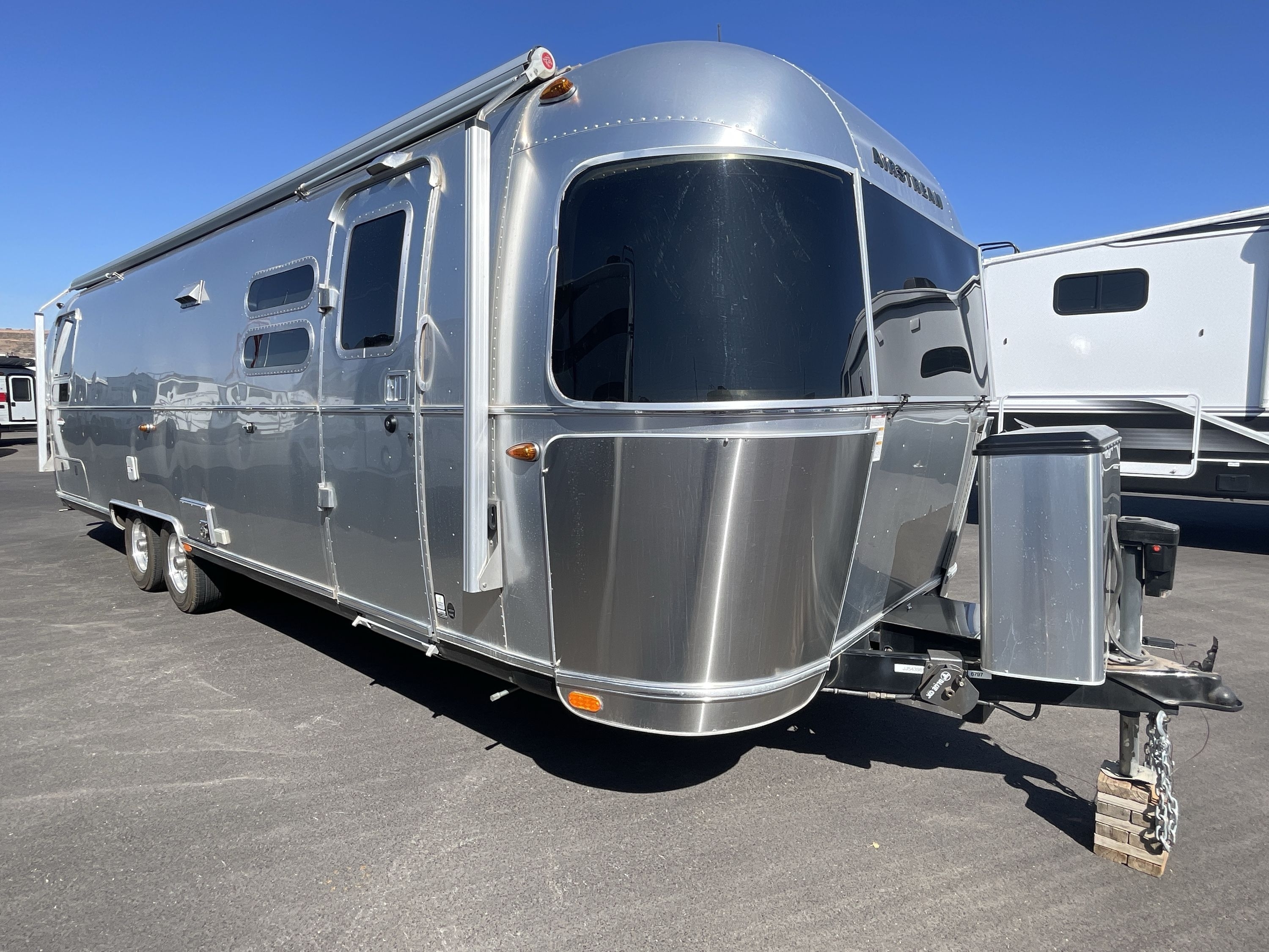 2018 Airstream INTERNATIONAL SIGNATURE 30RB TWIN in st. george UT