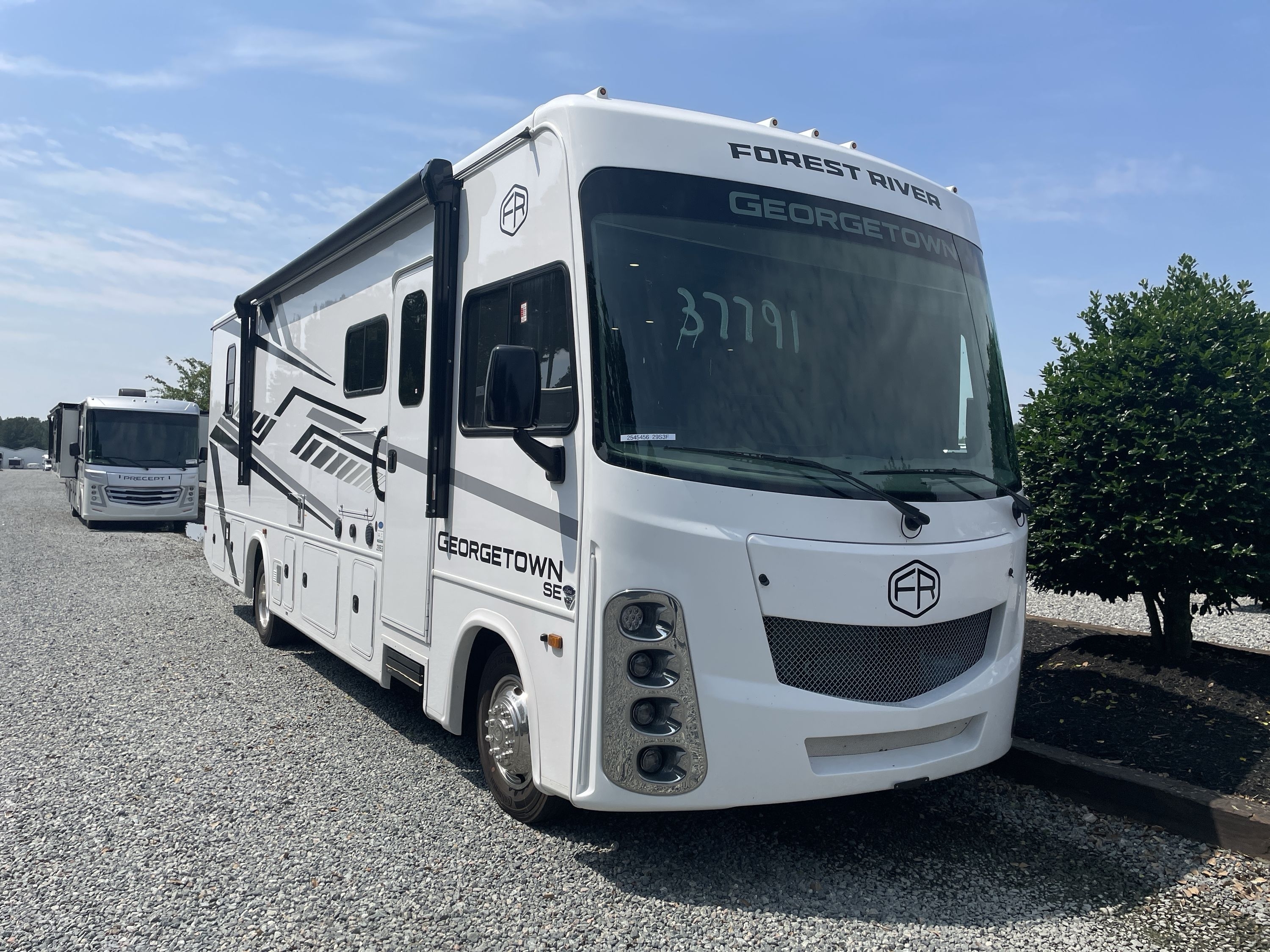 2026 Forest River GEORGETOWN 3 SERIES 29S3F in thornburg VA