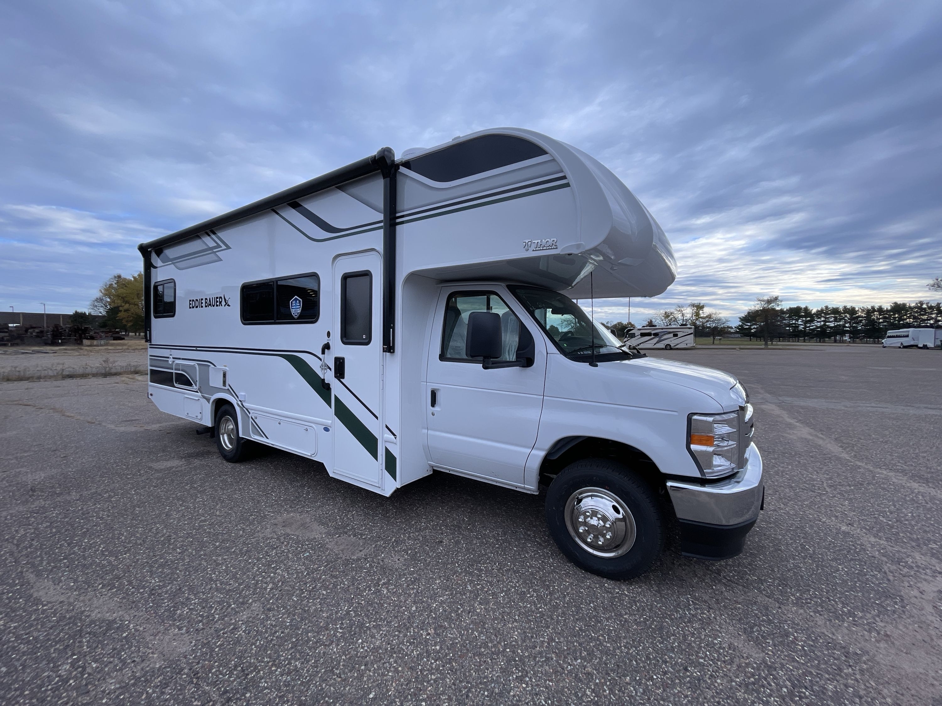 2026 Thor EDDIE BAUER 26ED in rothschild WI