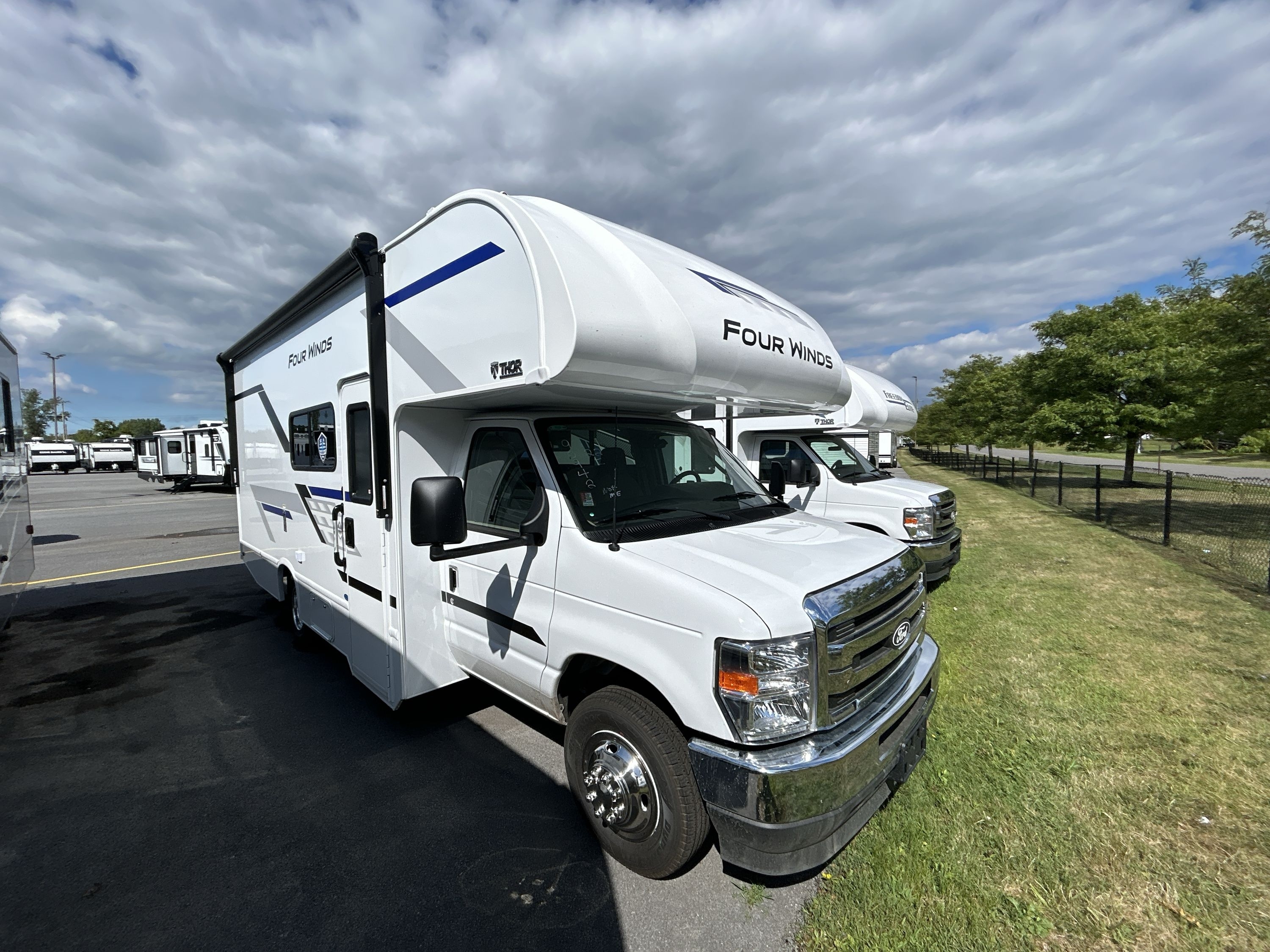 2026 Thor FOUR WINDS 22ZF in syracuse NY