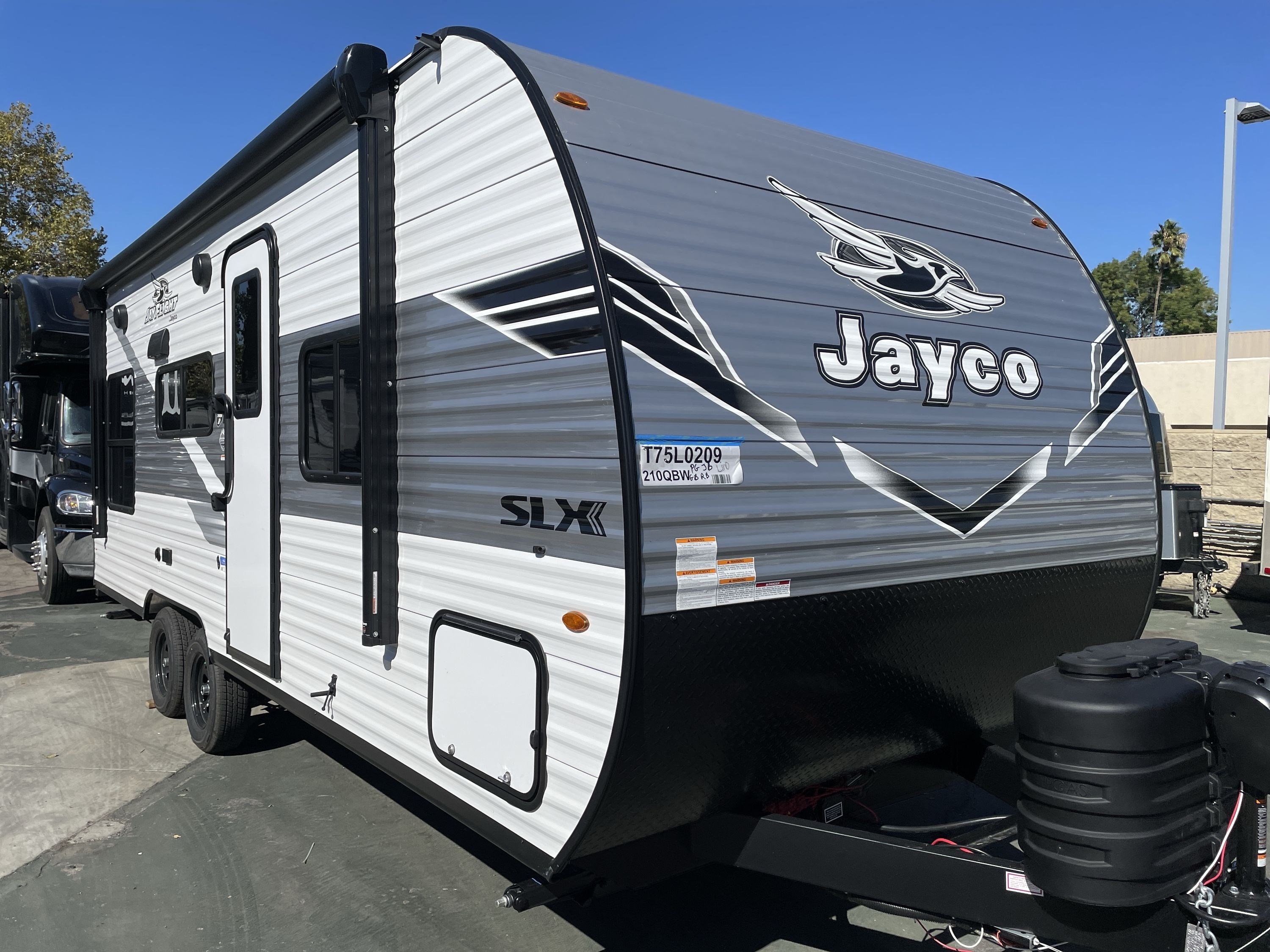 2026 Jayco JAY FLIGHT SLX 210QBW in riverside CA