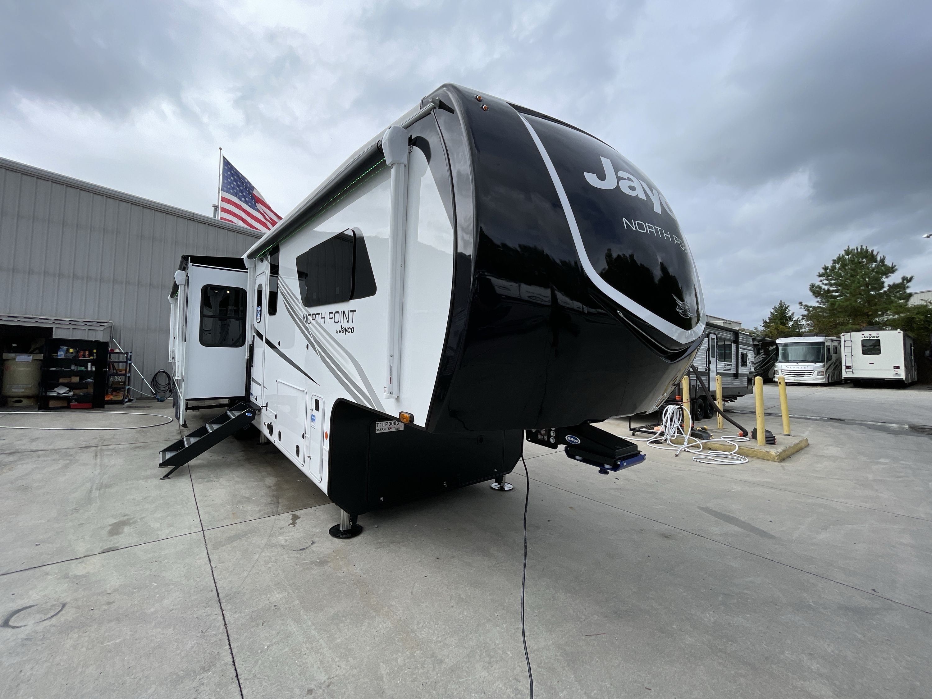 2026 Jayco NORTH POINT 365RKTS in columbia SC