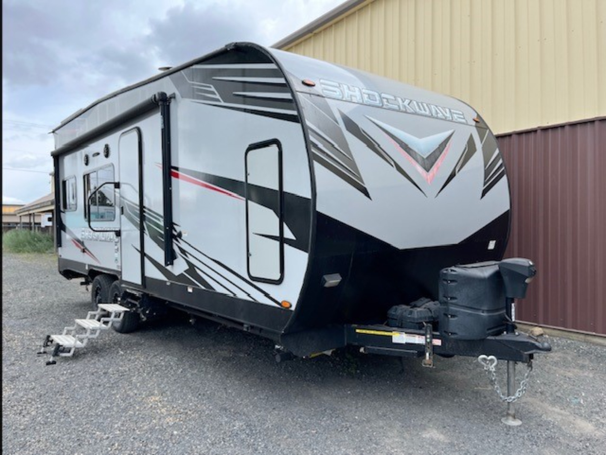 2021 Forest River SHOCKWAVE 24QSGMX Travel Trailer Toy Hauler RV