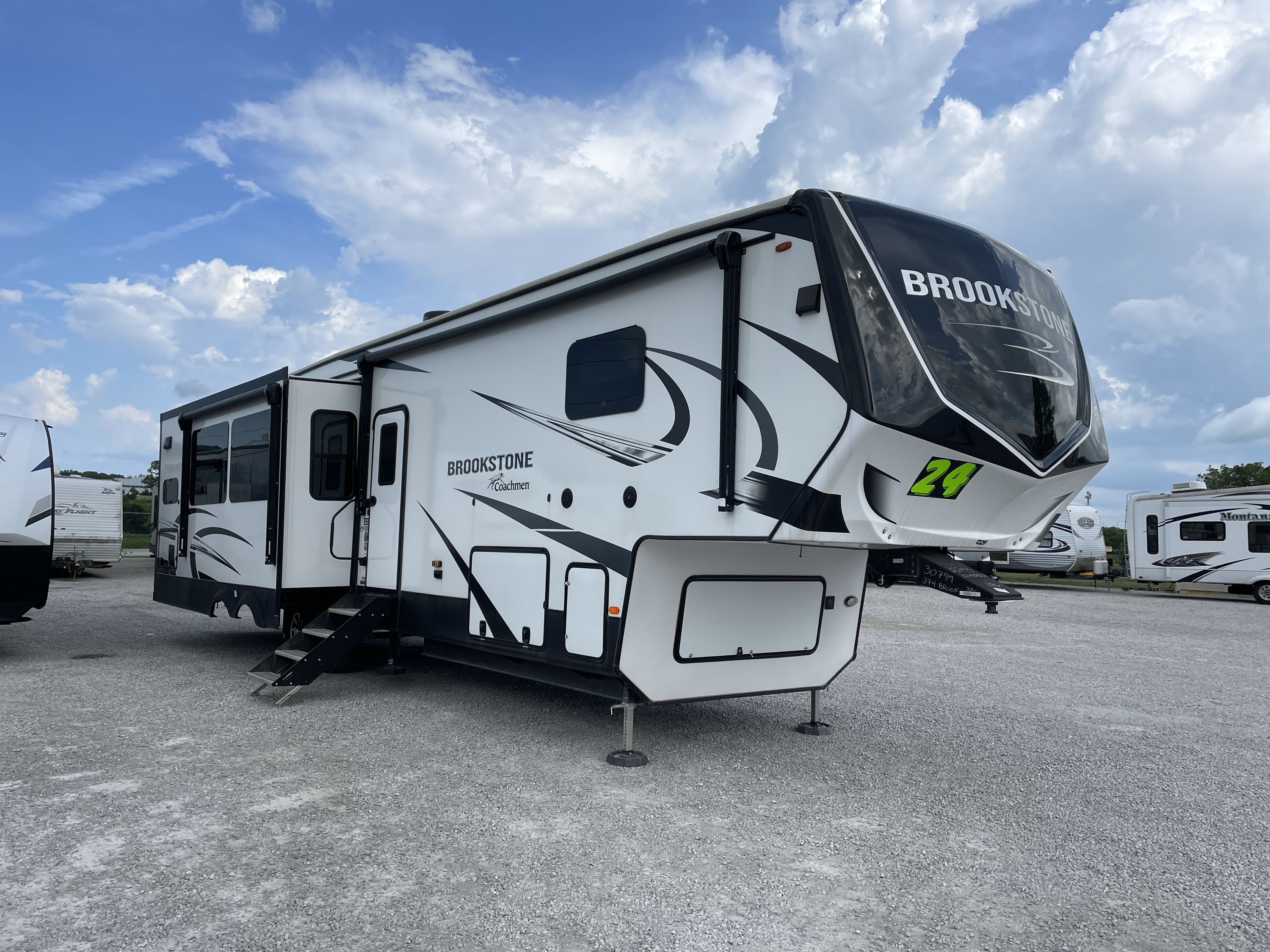 2024 Coachmen BROOKSTONE 374RK in grain valley MO