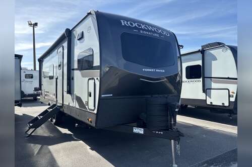 2026 Forest River ROCKWOOD SIGNATURE 8263MBR in myrtle beach SC