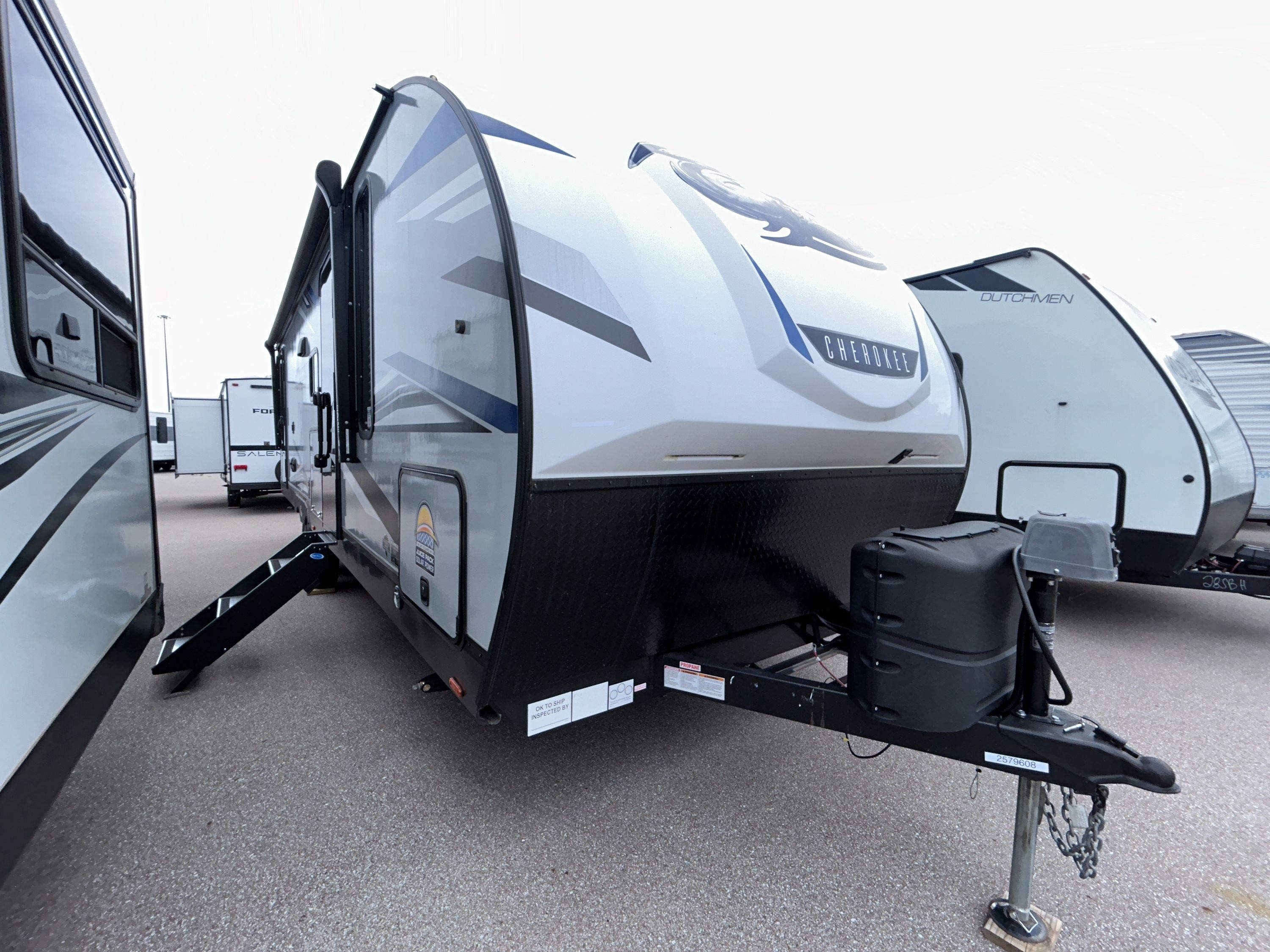 2022 Forest River ALPHA WOLF 26DBH-L in greenfield IN