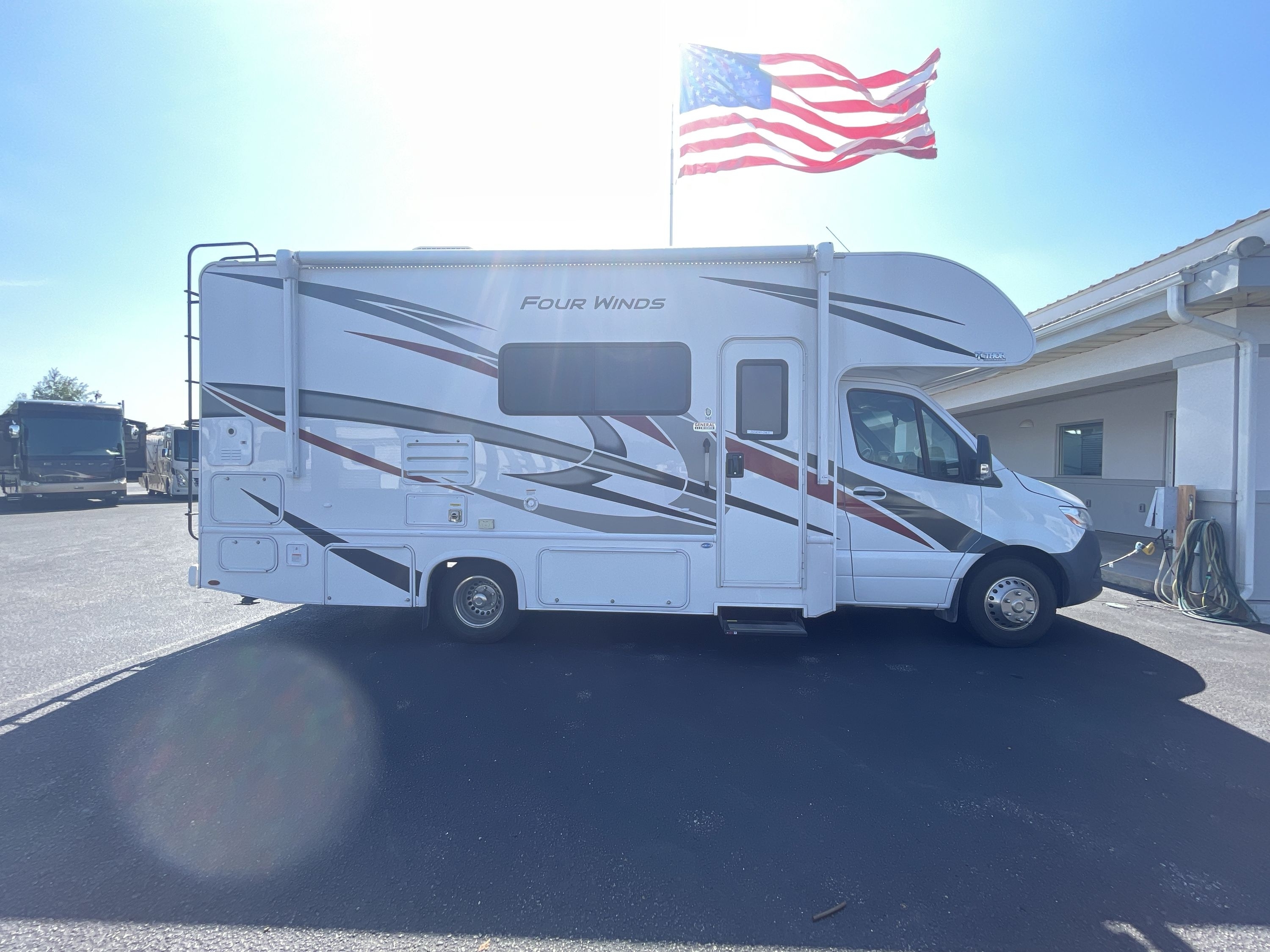 2023 Thor FOUR WINDS 24LT in robertsdale AL
