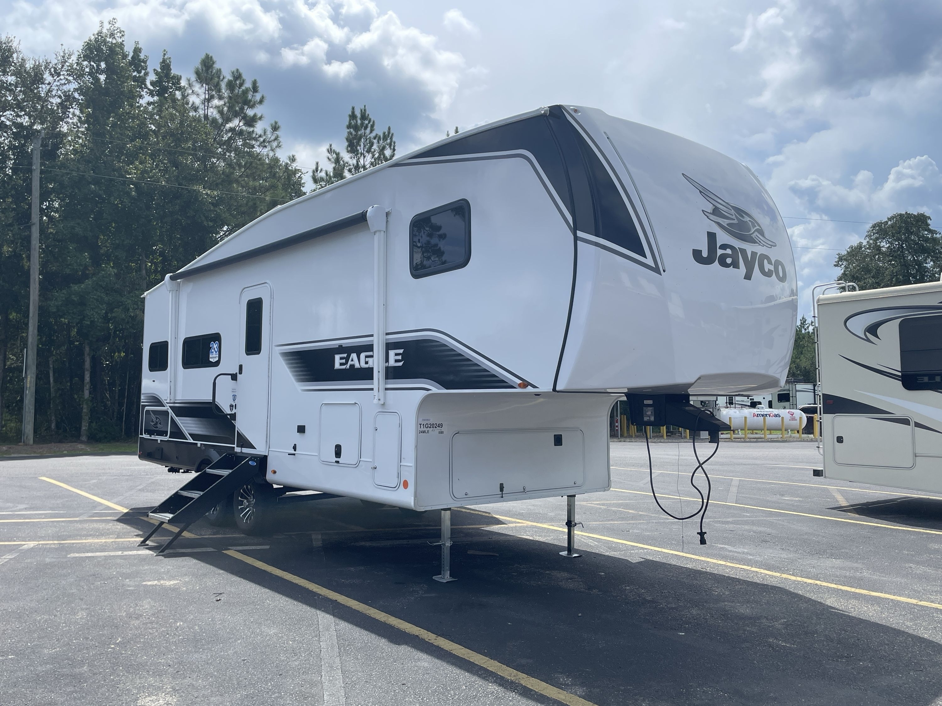 New 2026 Jayco Eagle Sle 24MLE For Sale in Midway, FL - 5037569400