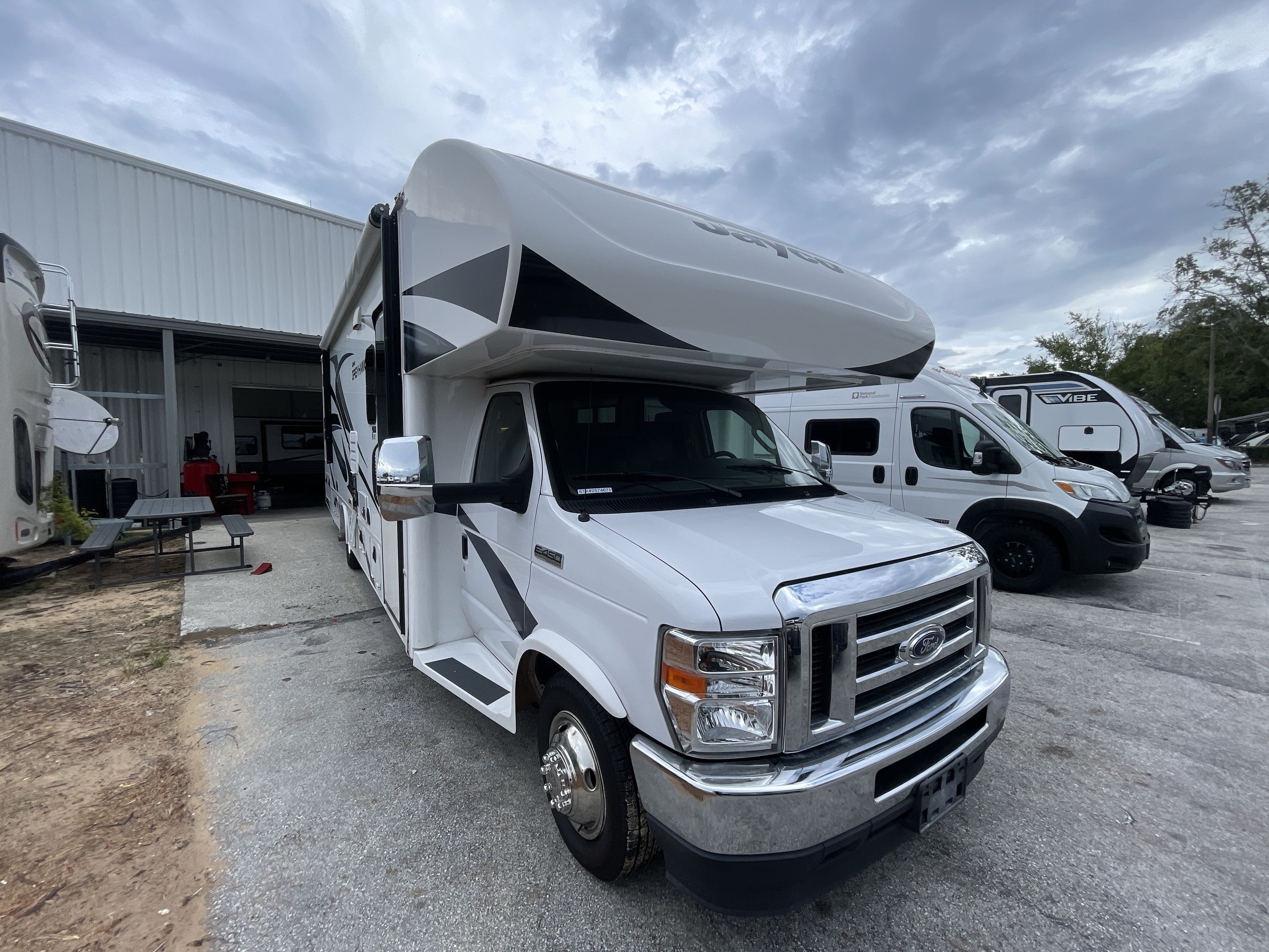 2022 Jayco GREYHAWK 30Z RV