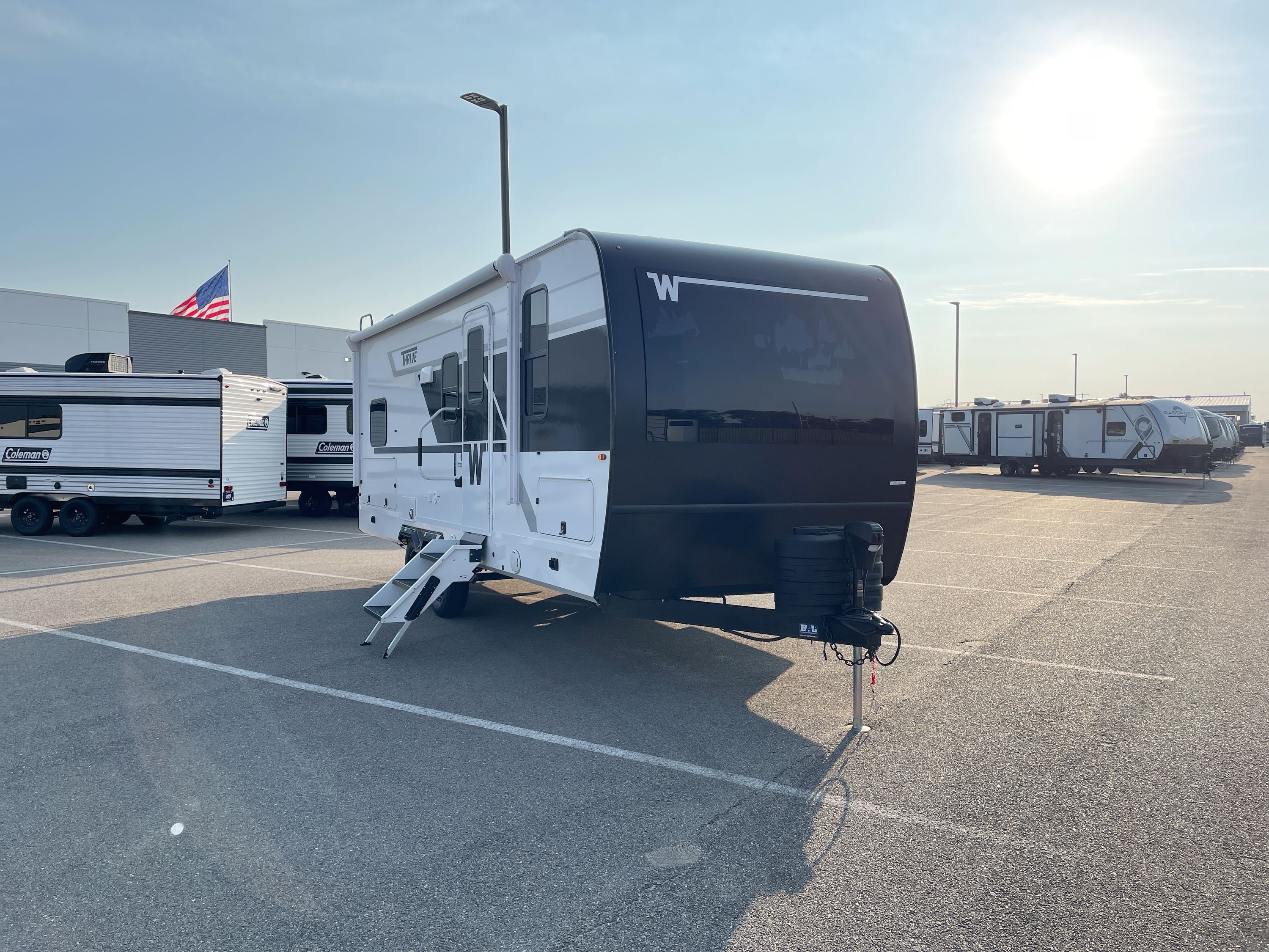 2026 Winnebago THRIVE 22MBH in wichita KS