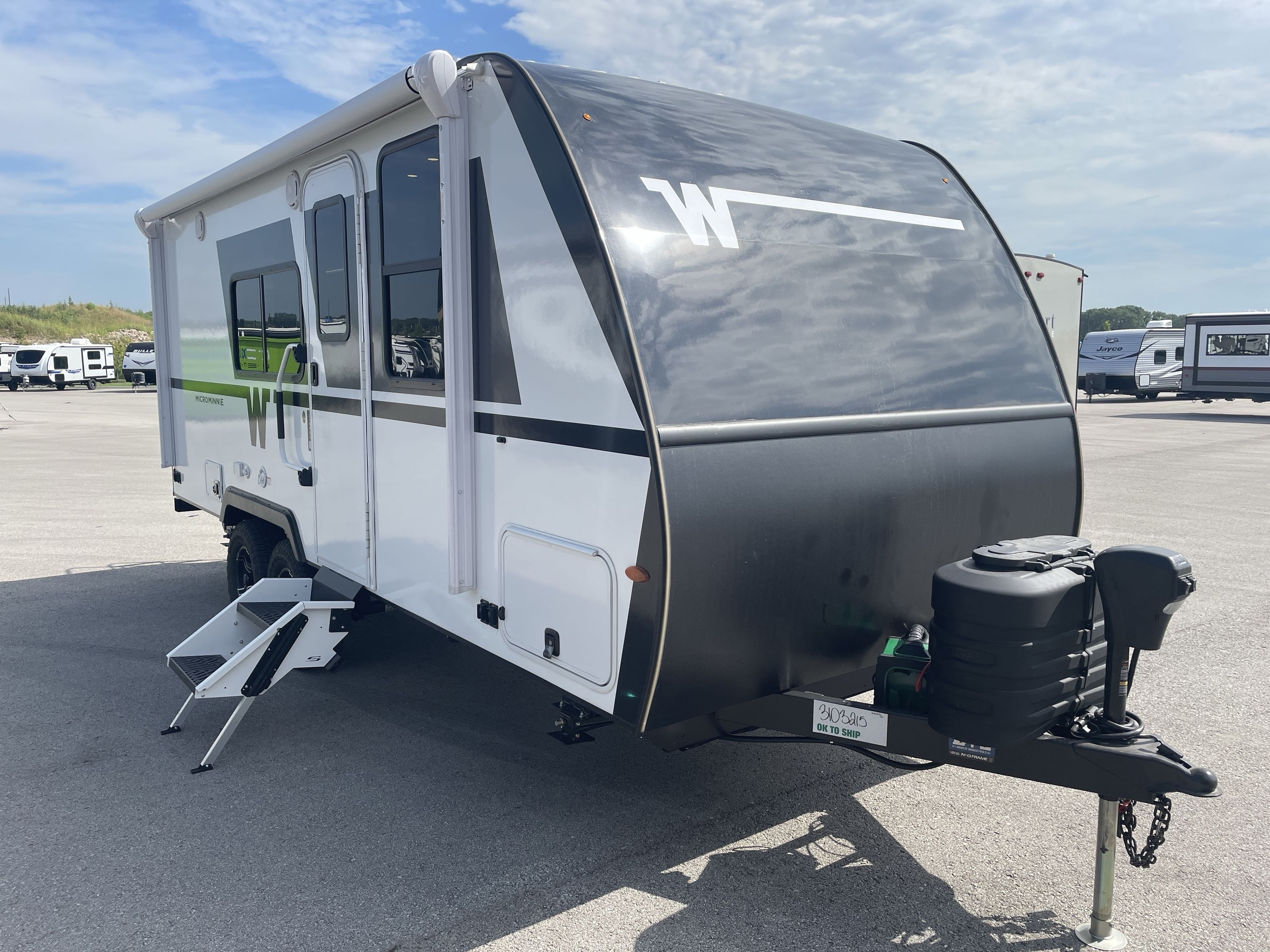 2026 Winnebago MICRO MINNIE 2108DS in kansas city KS