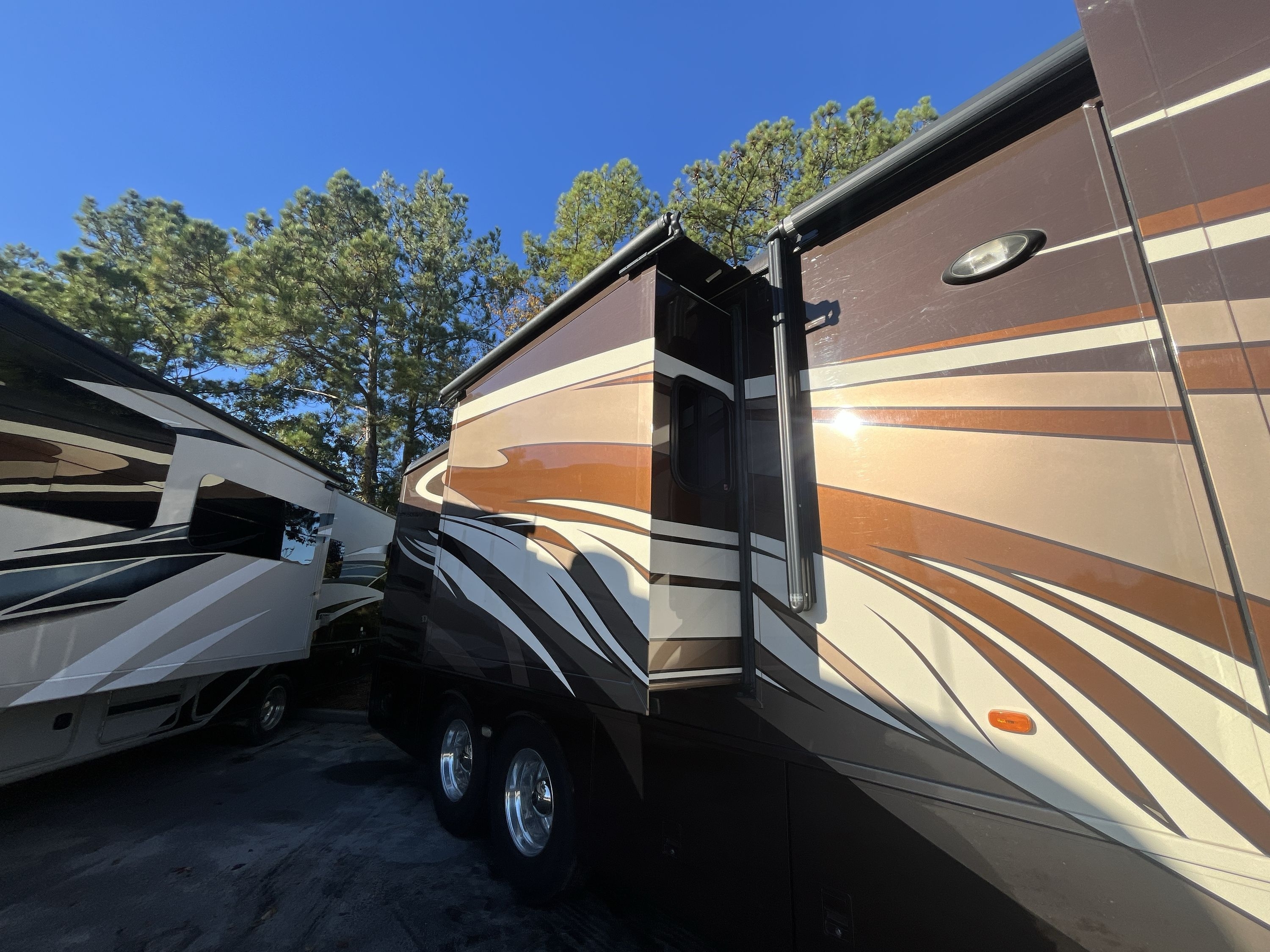 2014 Newmar DUTCH STAR 4369 in myrtle beach SC