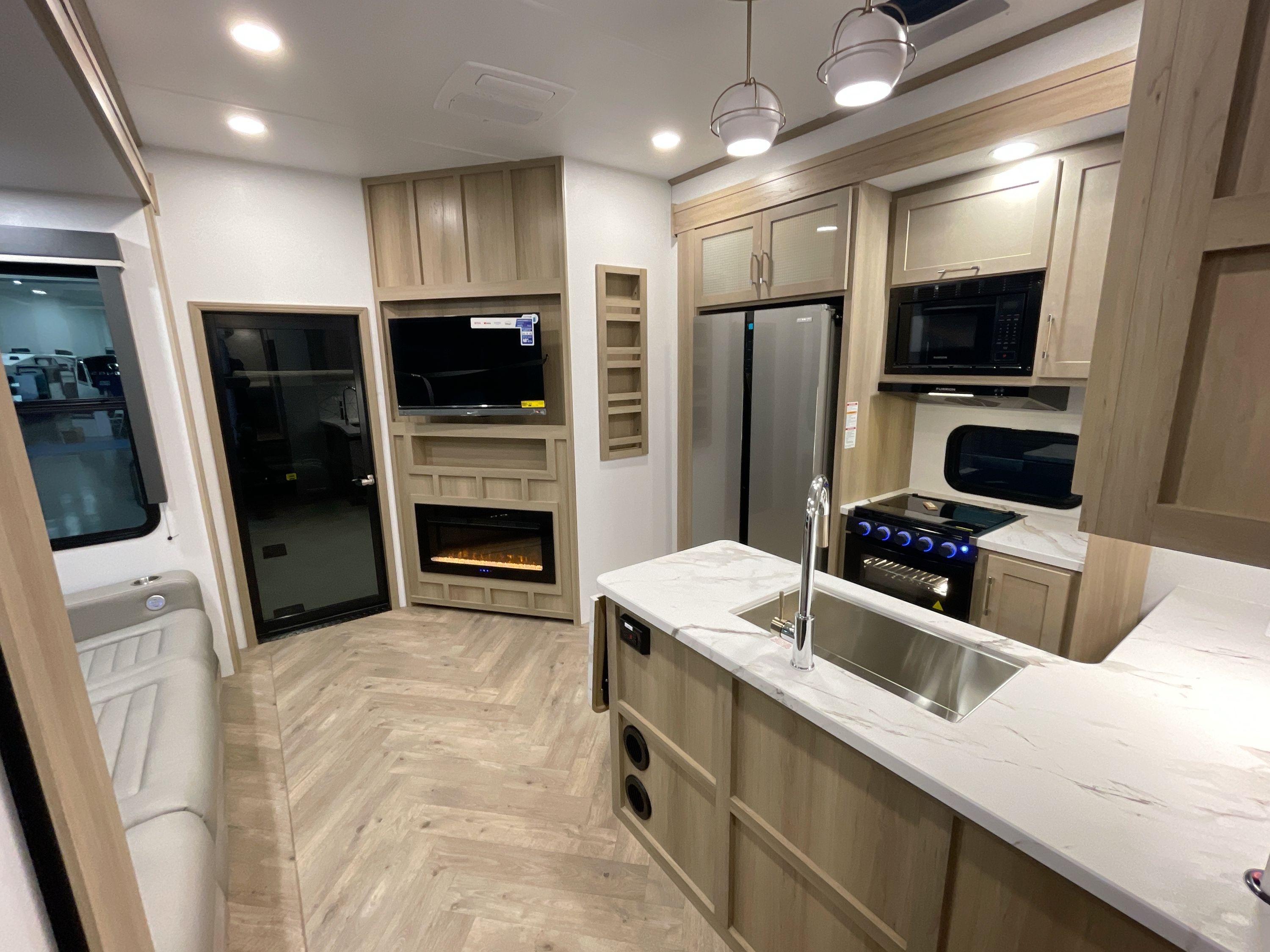 2026 Keystone CARBON 368 in dover FL