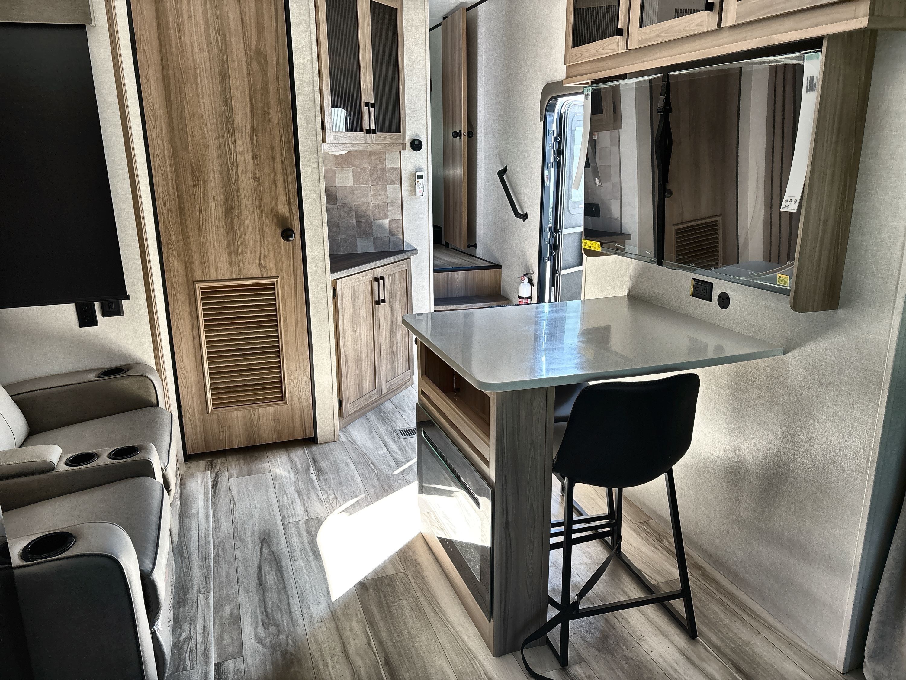 2026 Keystone COLEMAN LEGACY 2800SUNDECK in hope mills NC