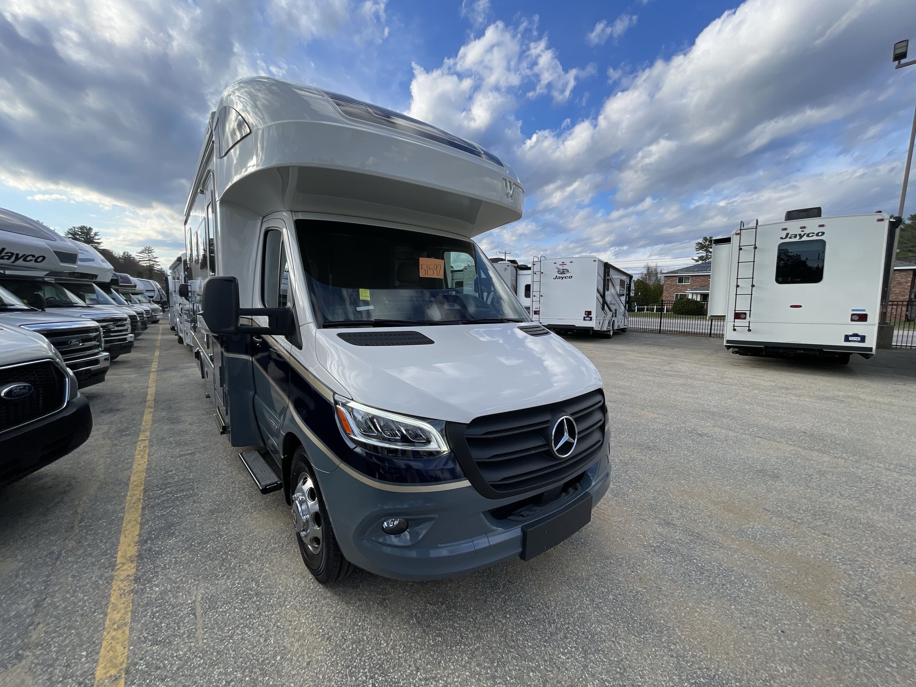 2027 Winnebago NAVION 24R in chichester NH
