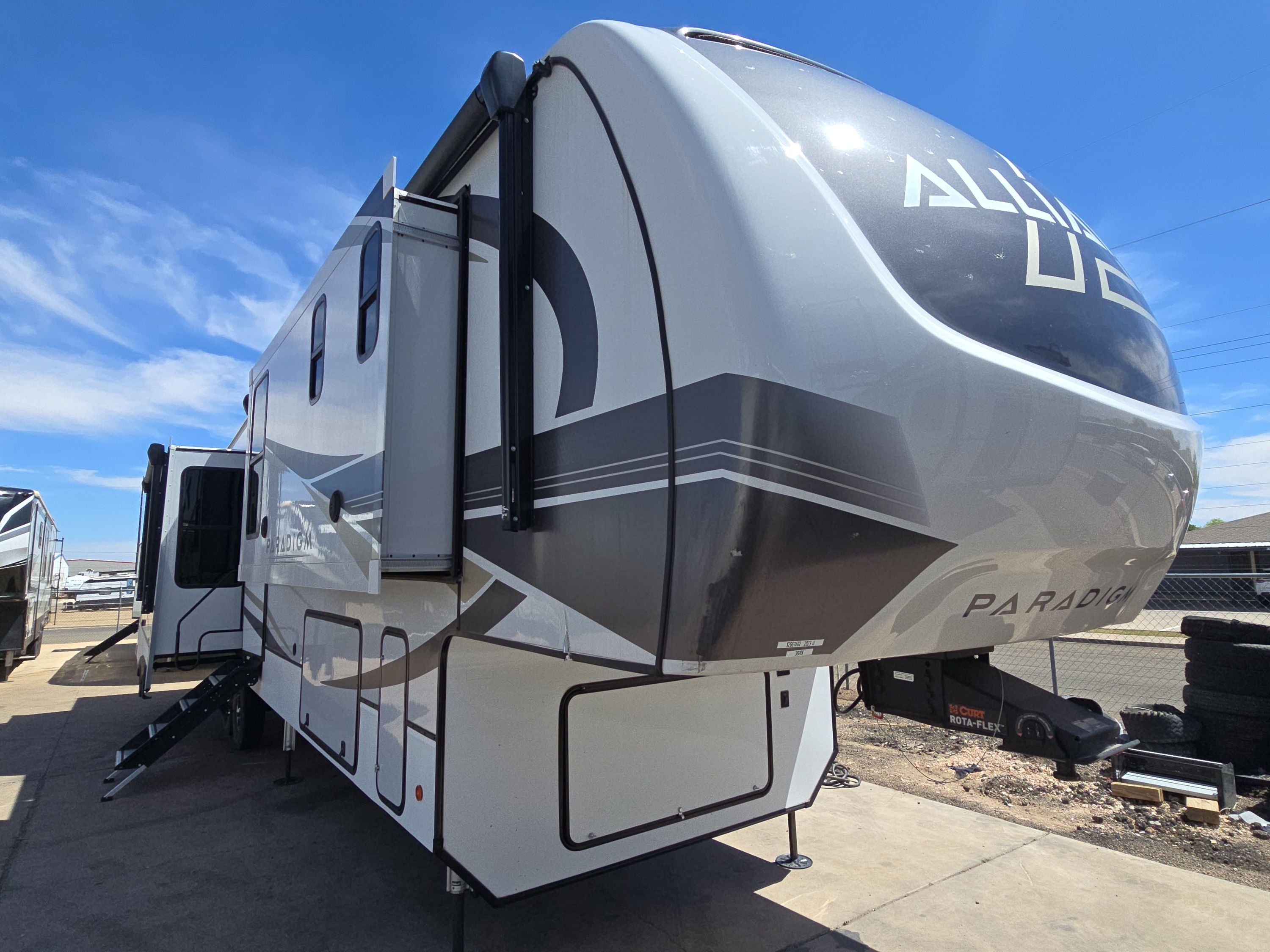 2023 Alliance PARADIGM 382RK RV
