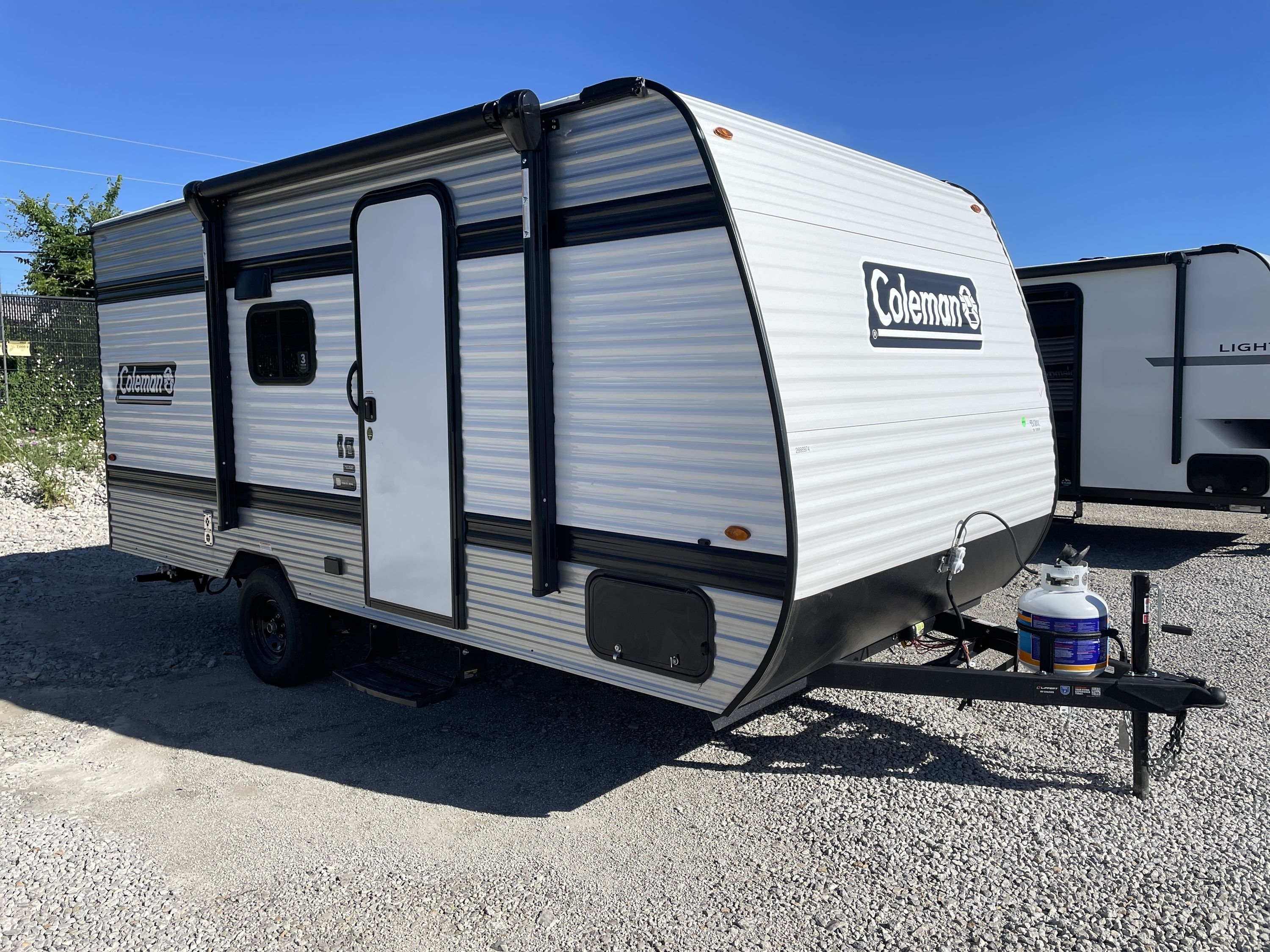 2027 Keystone COLEMAN 17B in grain valley MO