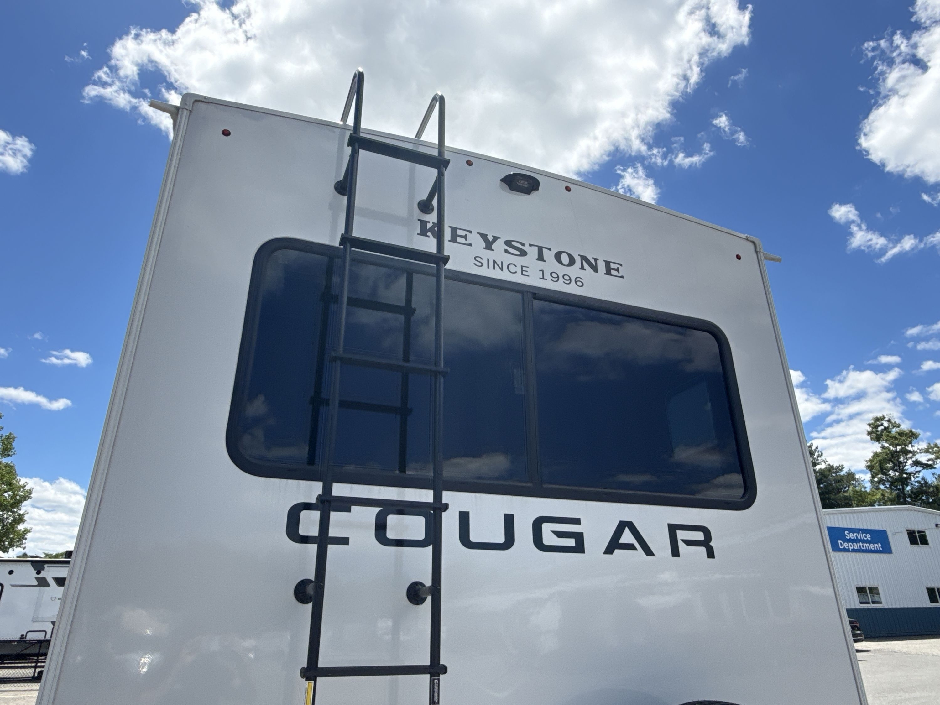 2027 Keystone COUGAR 29RLP in uxbridge MA