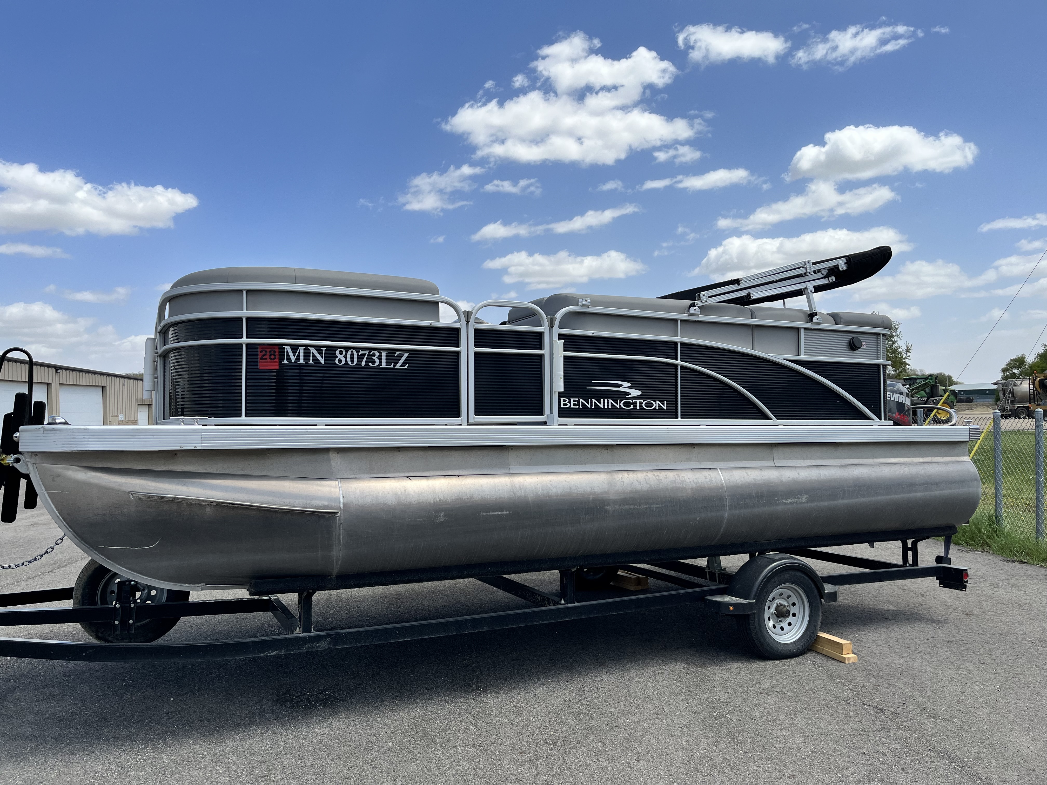 2020 Bennington SR20 in pine island MN