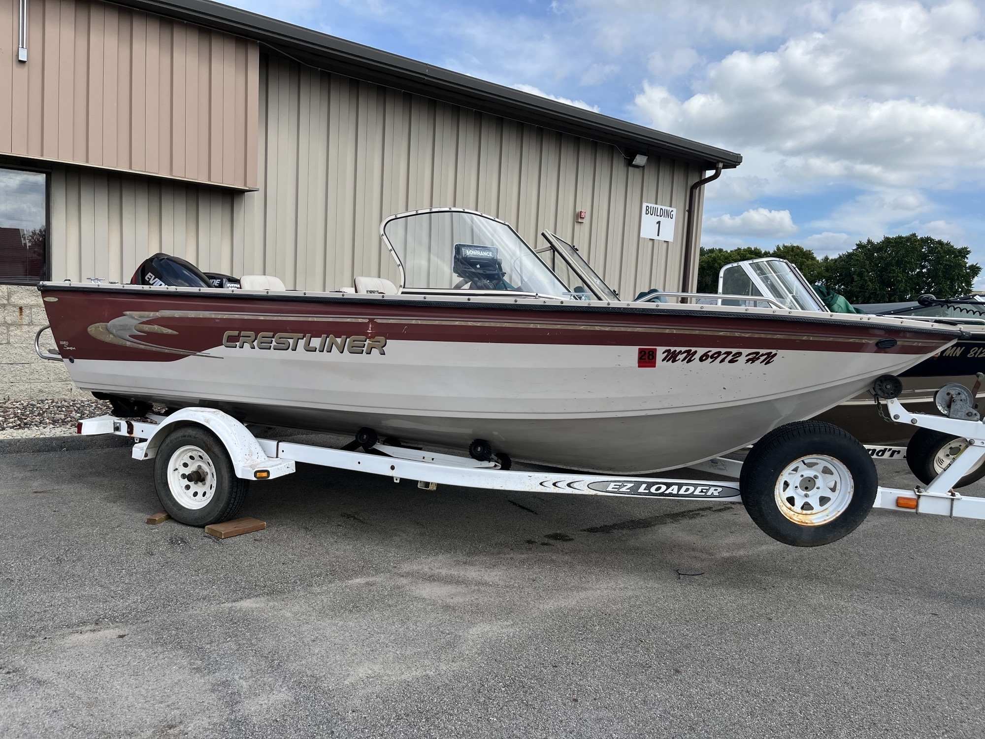 1999 Crestliner Sport Fish 1850 in pine island MN