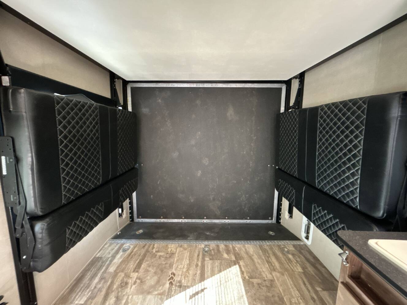 A photo of this 2017 Dutchmen RUBICON 2500