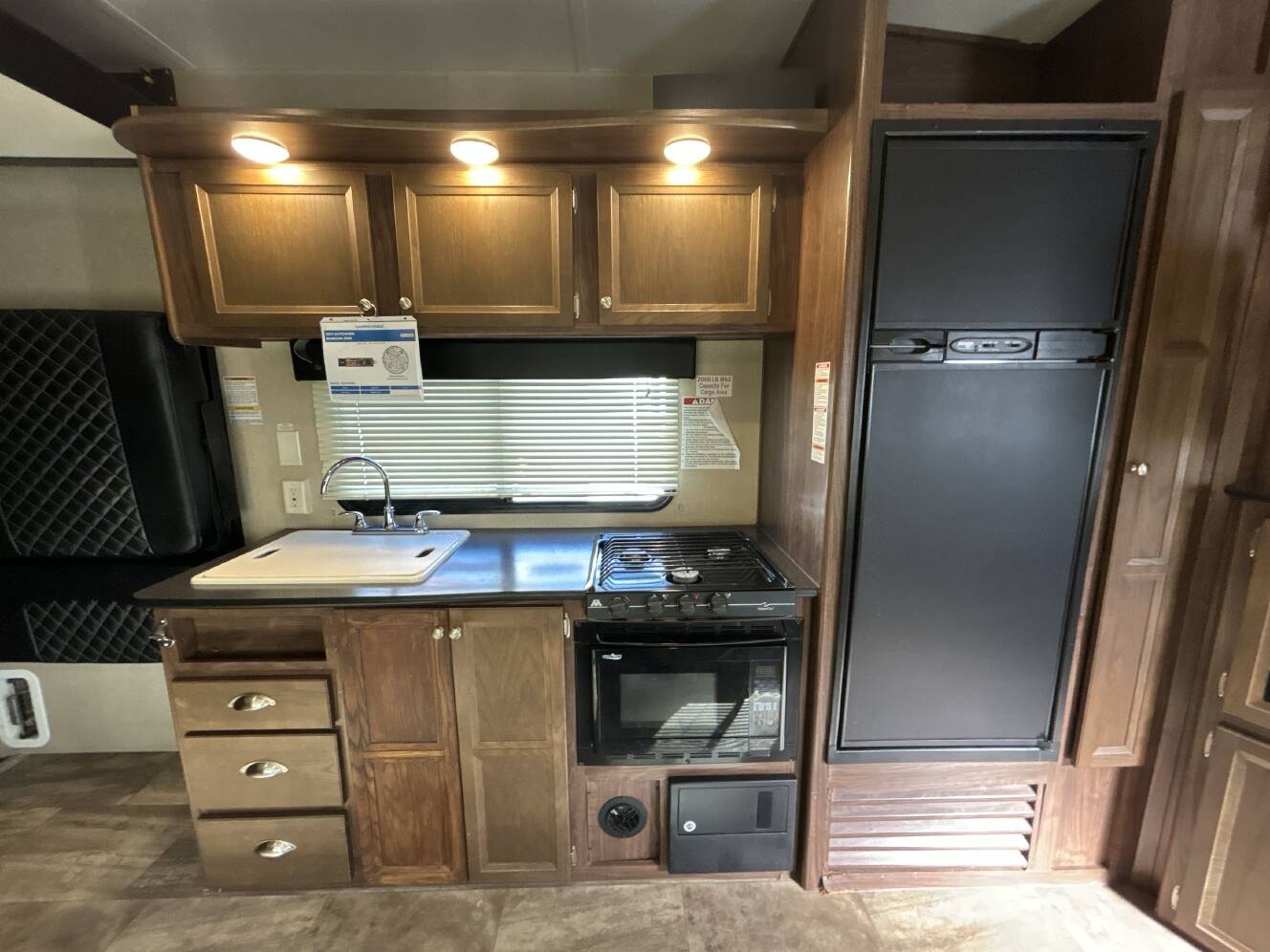 A photo of this 2017 Dutchmen RUBICON 2500