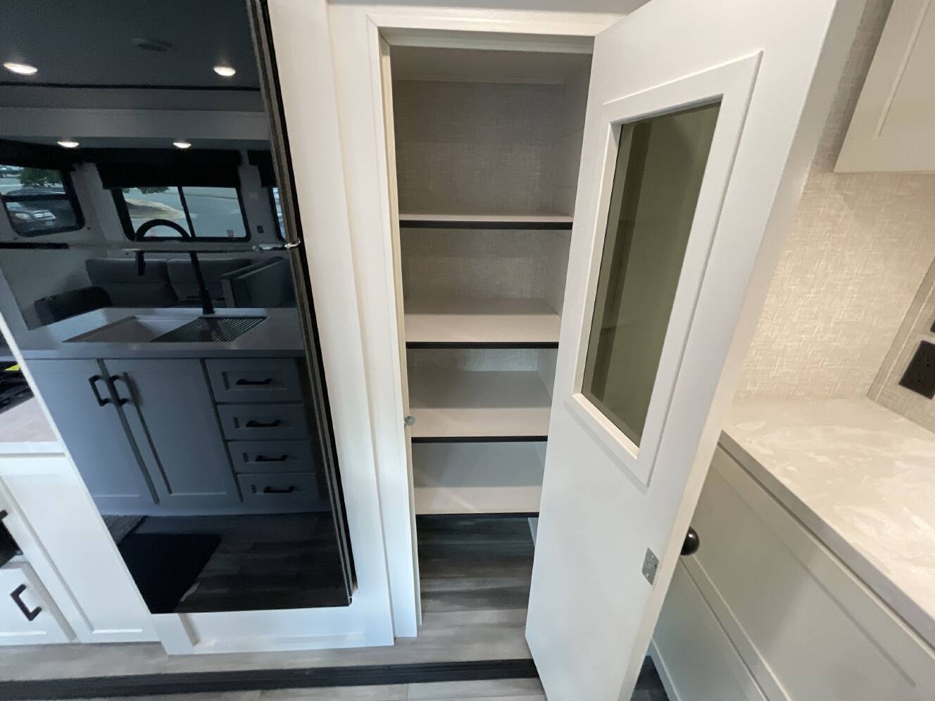 A photo of this 2025 Jayco JAY FLIGHT SLX 333BTS