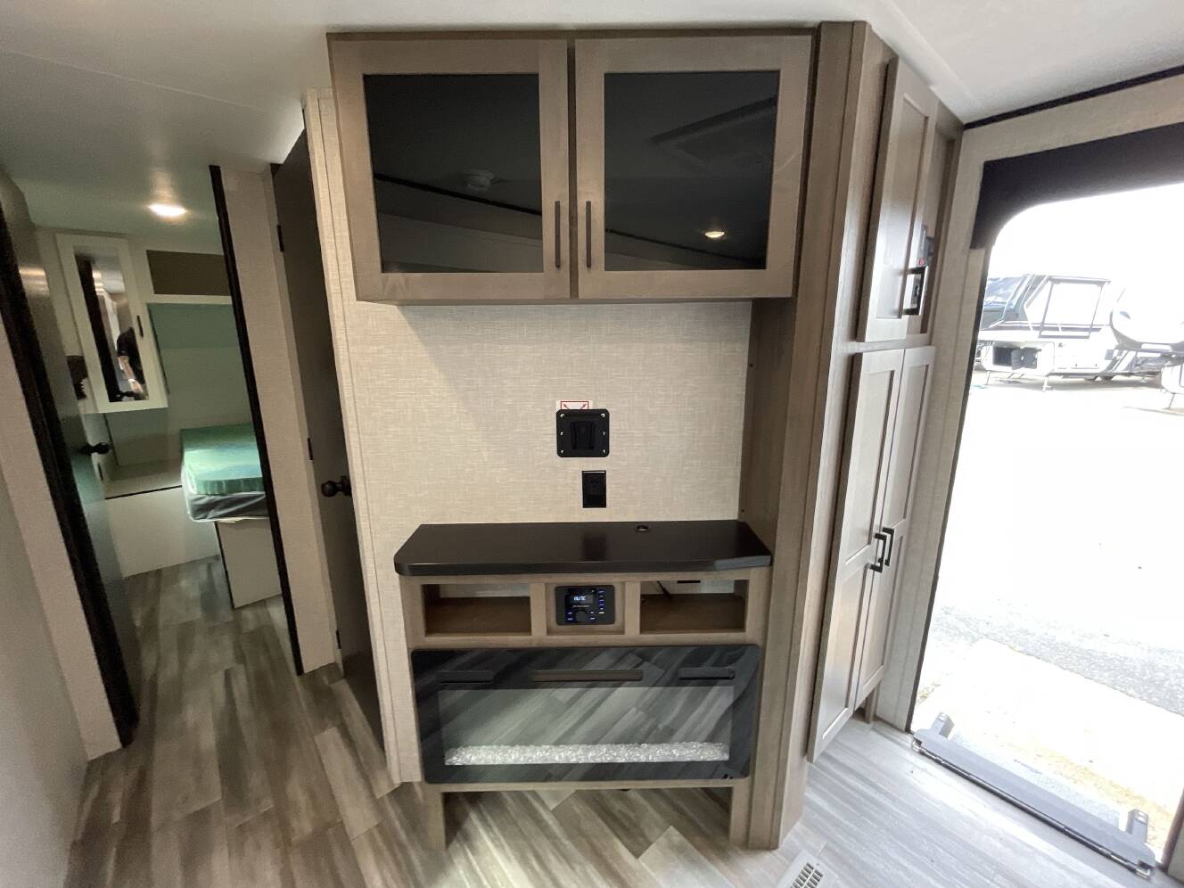 A photo of this 2025 Jayco JAY FLIGHT SLX 333BTS