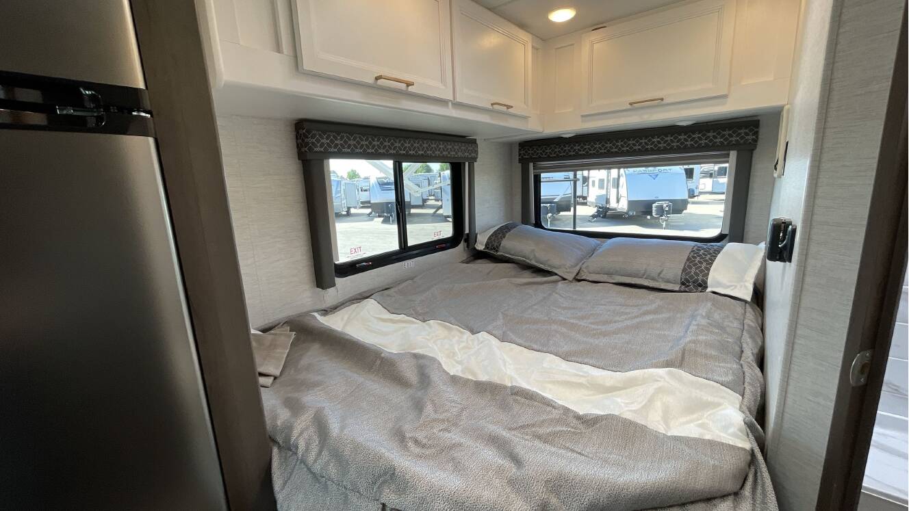 A photo of this 2025 Thor FREEDOM ELITE 22HEF