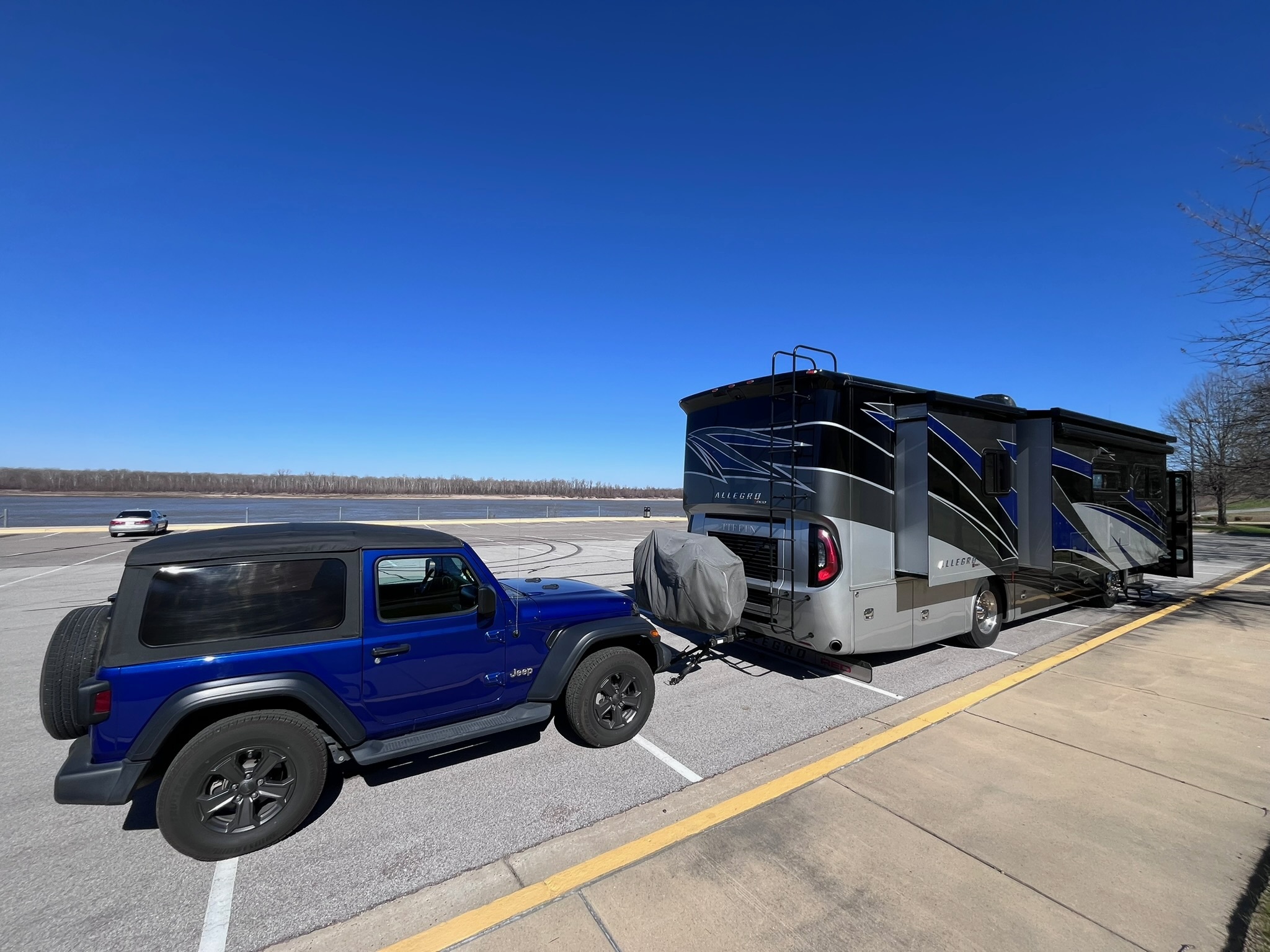 2021 Tiffin Motorhomes ALLEGRO RED 33 AA RV