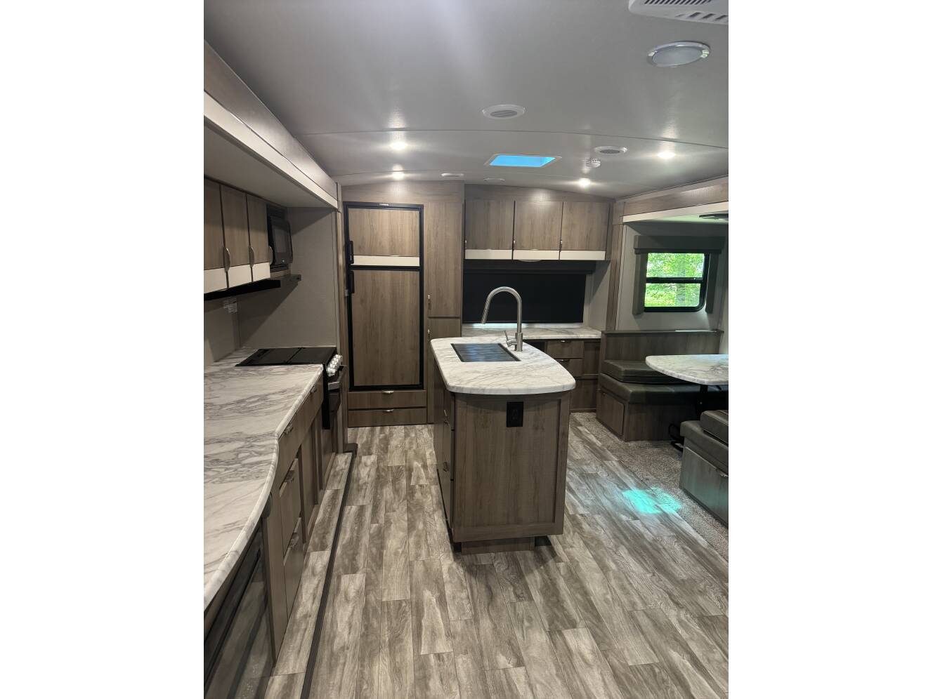 A photo of this 2021 Grand Design IMAGINE 2670MK