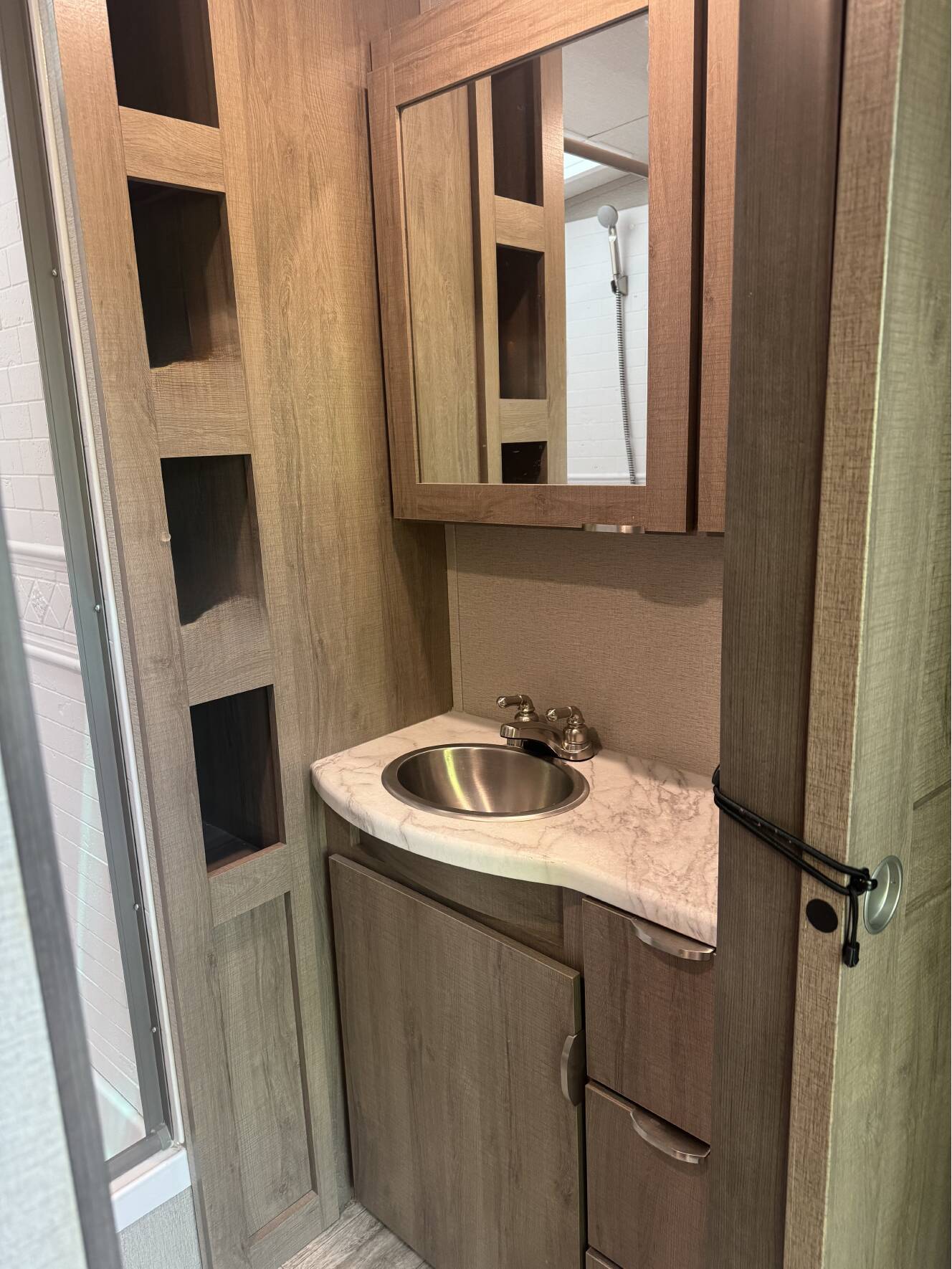 A photo of this 2021 Grand Design IMAGINE 2670MK