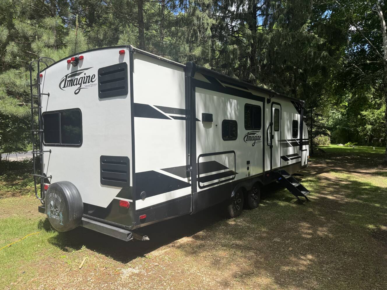 A photo of this 2021 Grand Design IMAGINE 2670MK