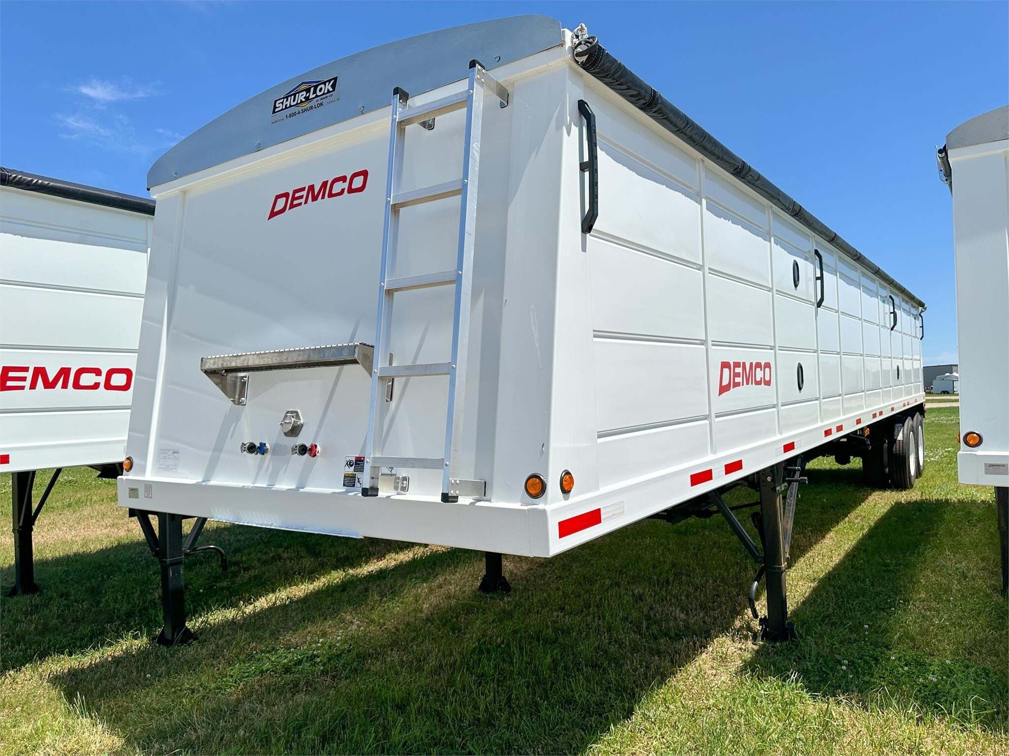 2027 DEMCO 40GT in Henderson, IA