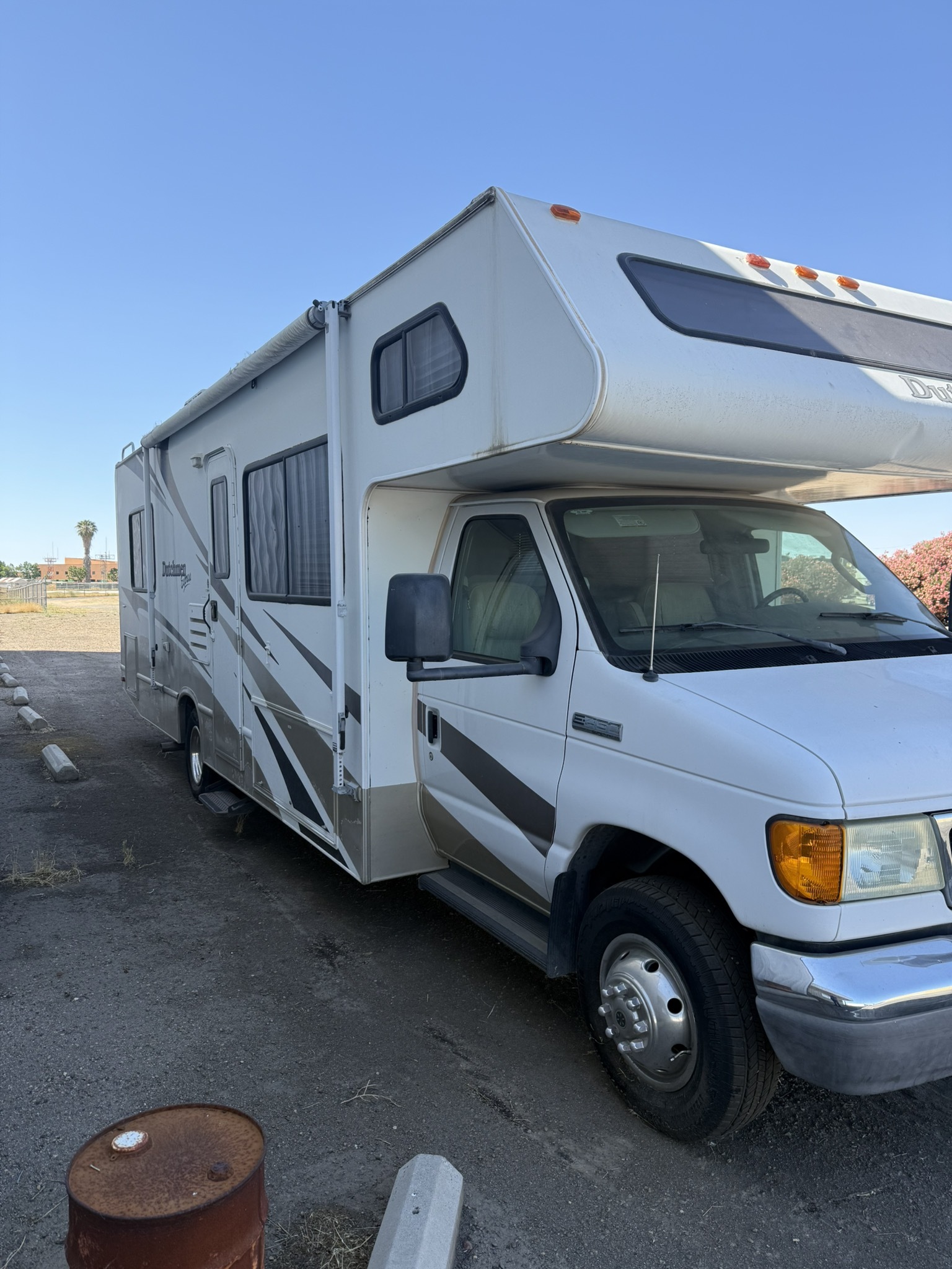 2007 Dutchmen EXPRESS 28A in bakersfield CA