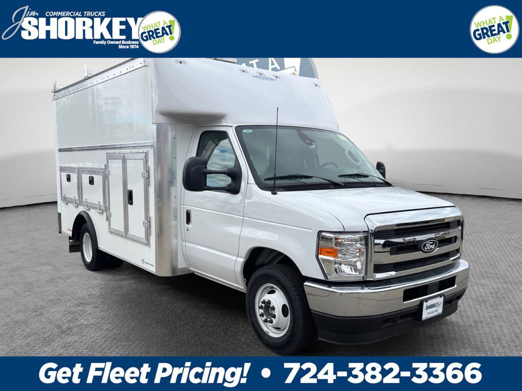 2026 FORD ECONOLINE in White Oak, PA