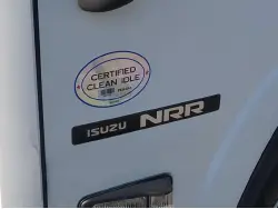 2017 ISUZU NRR