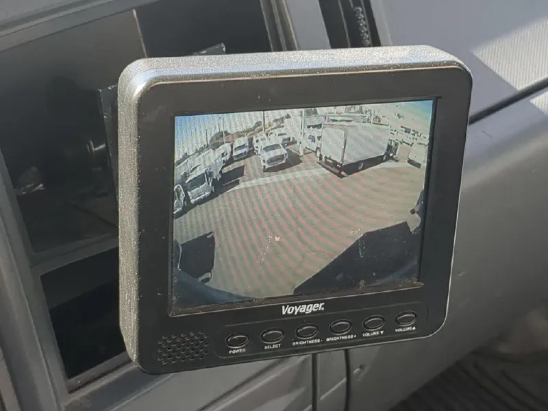 2017 ISUZU NRR