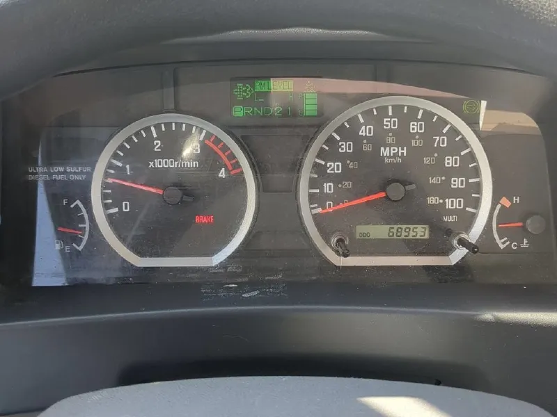 2017 ISUZU NRR