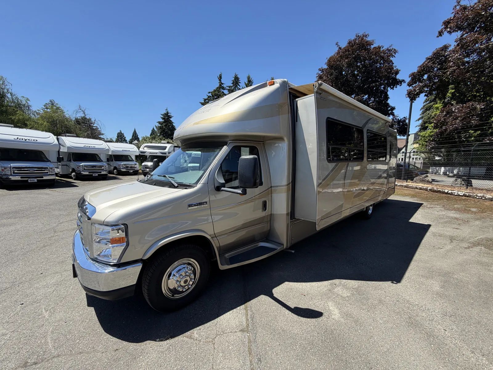 2008 Dutchmen DORADO 31BH in kent WA