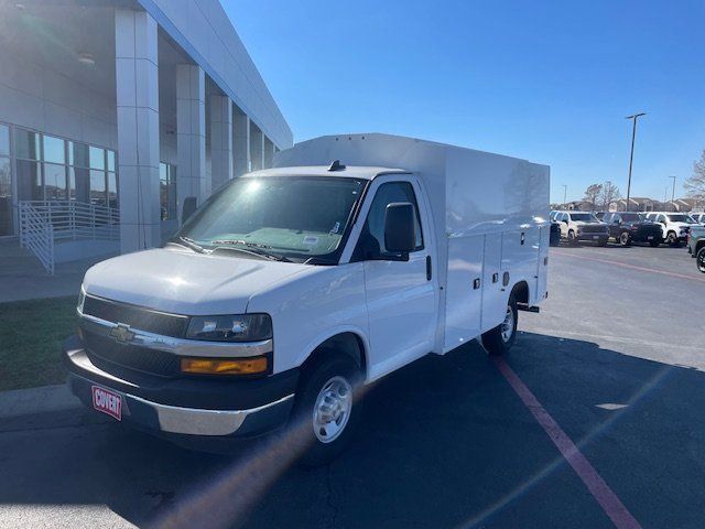 2025 CHEVROLET Express 3500 in Bastrop, TX