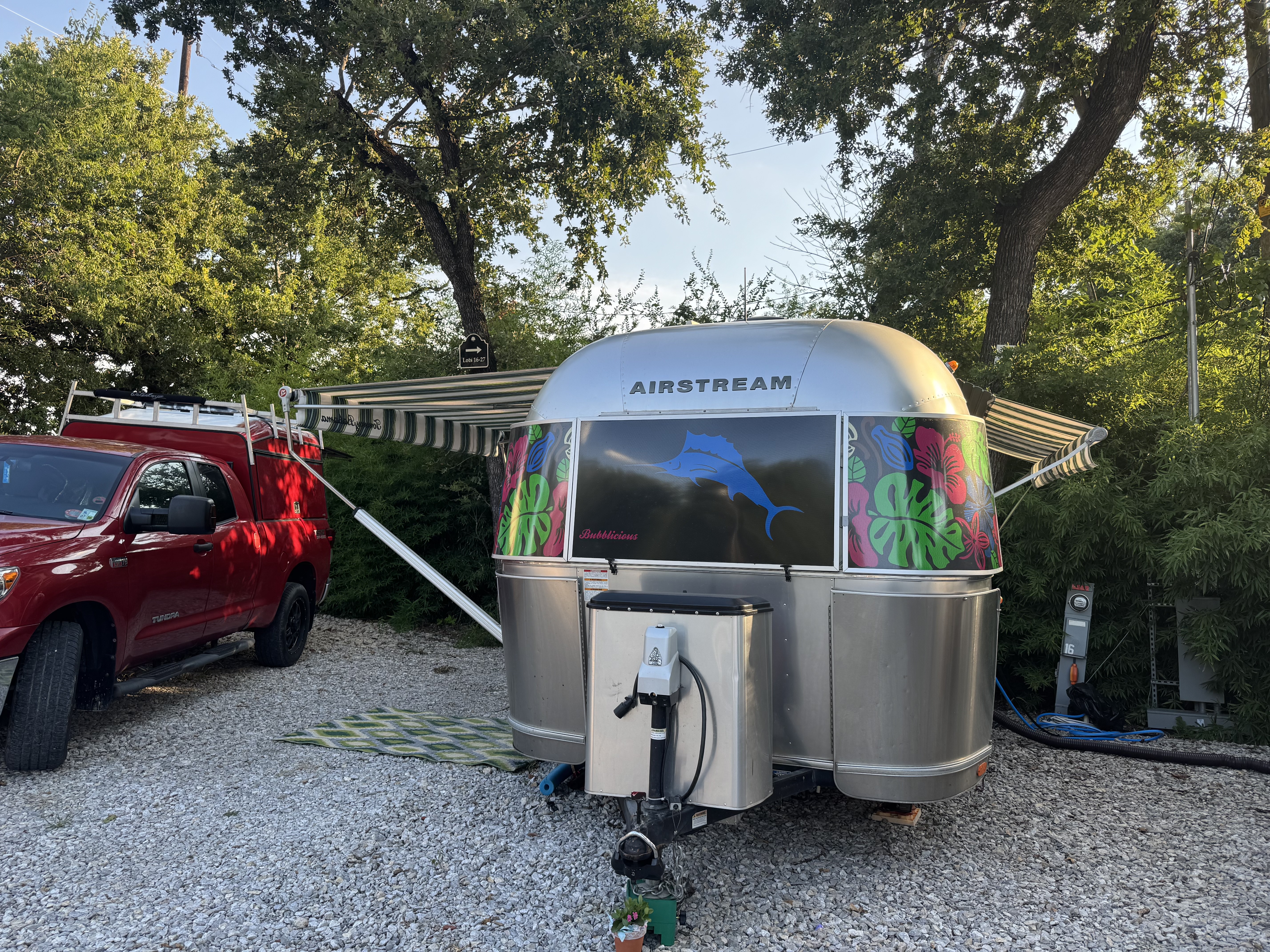 2019 Airstream TOMMY BAHAMA 19CB in french settlement LA