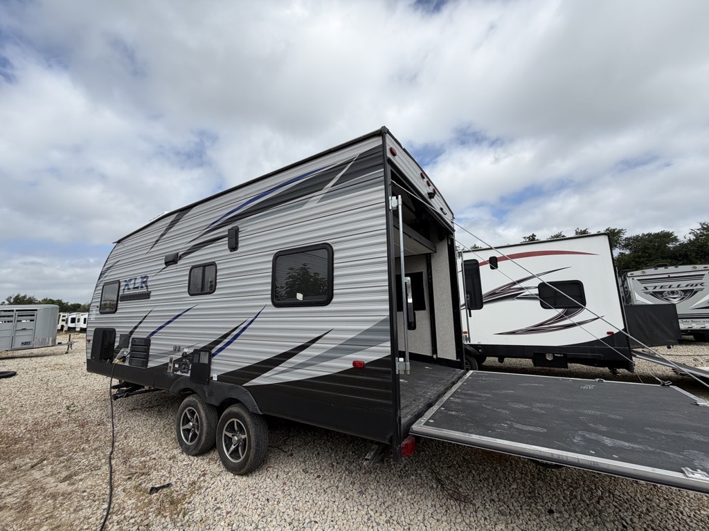 2019 Forest River XLR BOOST 20CB in kennedale TX