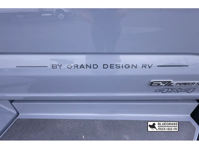 2026 GRAND DESIGN LINEAGE SERIES F 31ZW