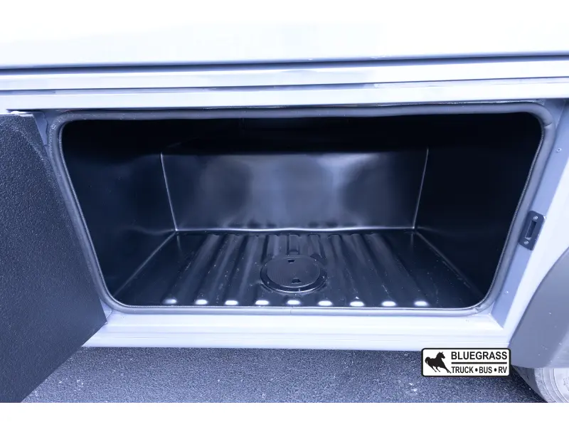 2026 GRAND DESIGN LINEAGE SERIES F 31ZW