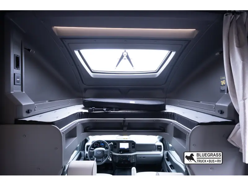 2026 GRAND DESIGN LINEAGE SERIES F 31ZW