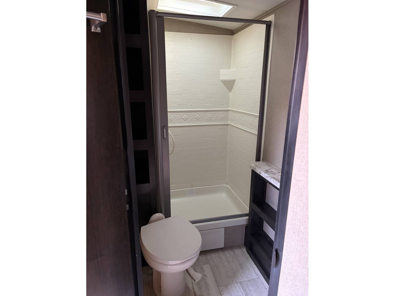 A photo of this 2017 Grand Design IMAGINE 2800BH