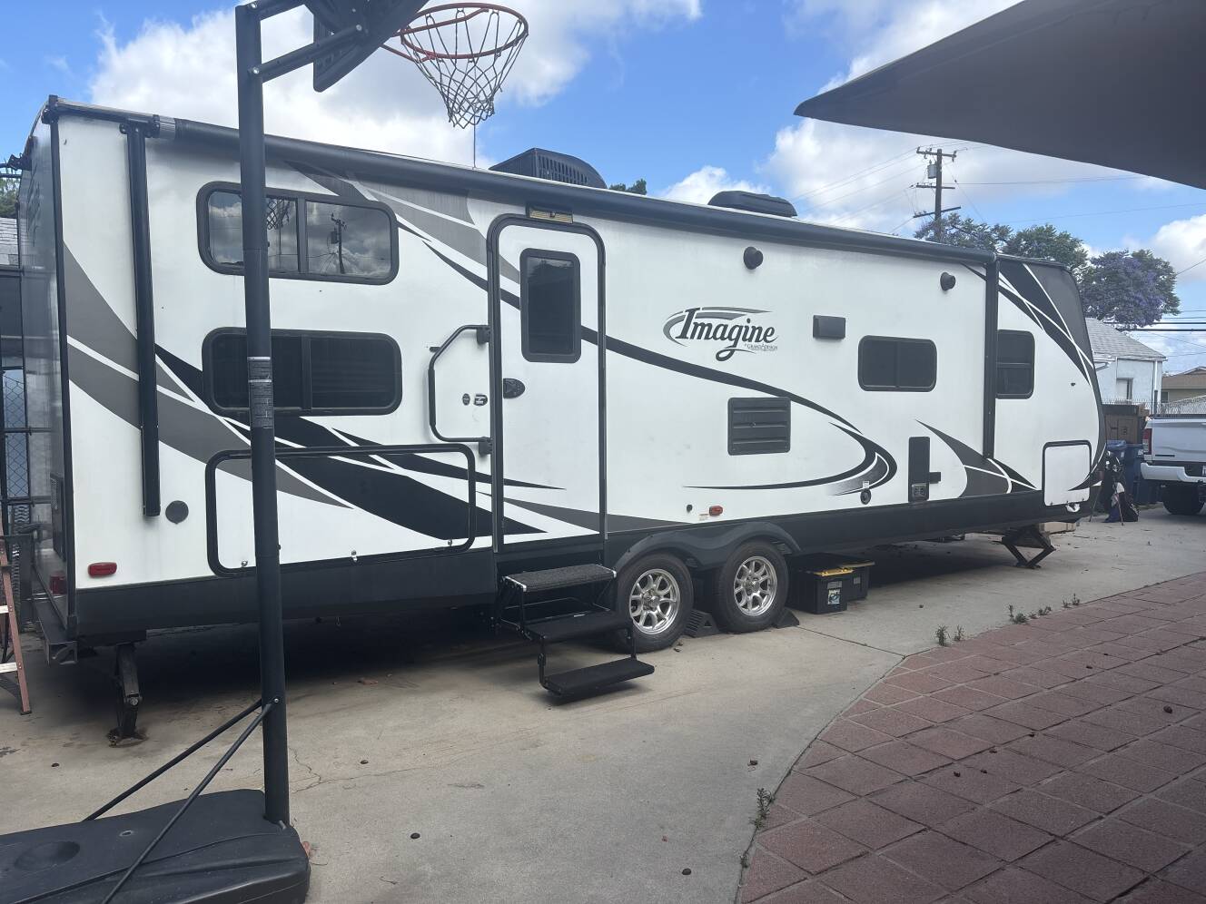A photo of this 2017 Grand Design IMAGINE 2800BH