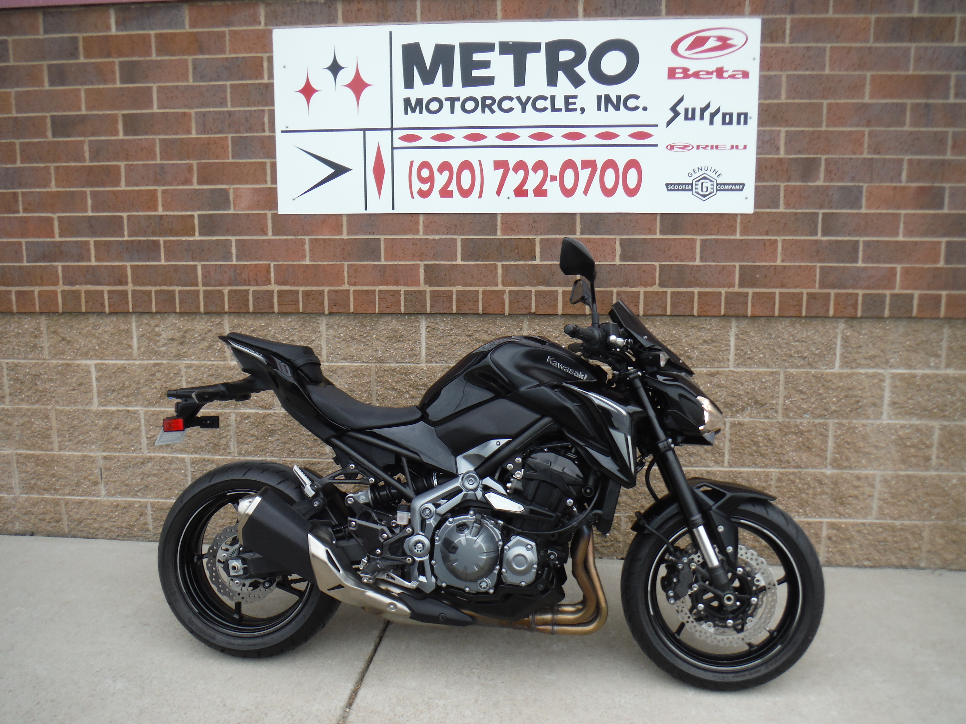 2017 Kawasaki Z900 BASE in Neenah, WI